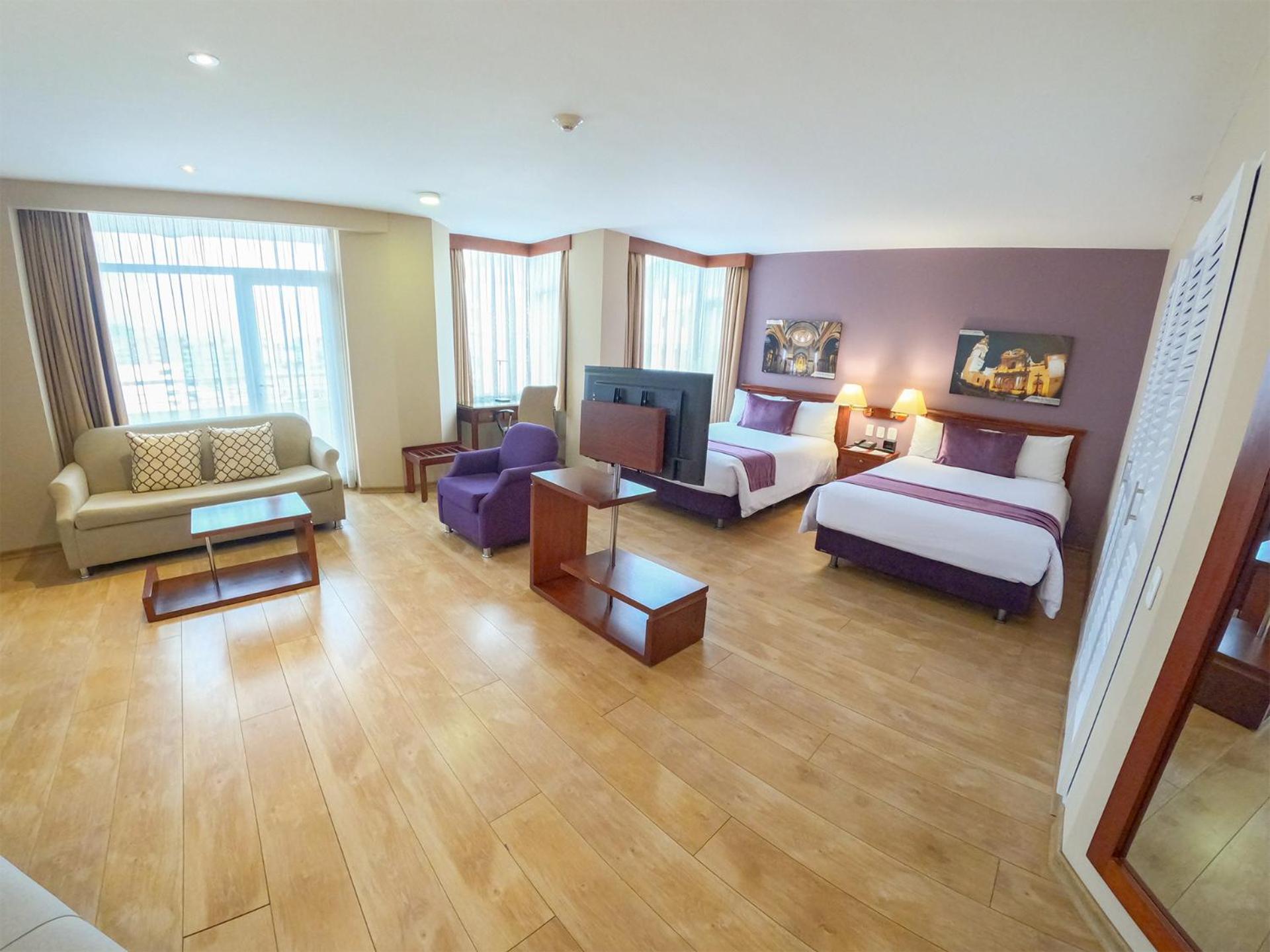 Superior Suite with 2 Single Beds - Photo 17