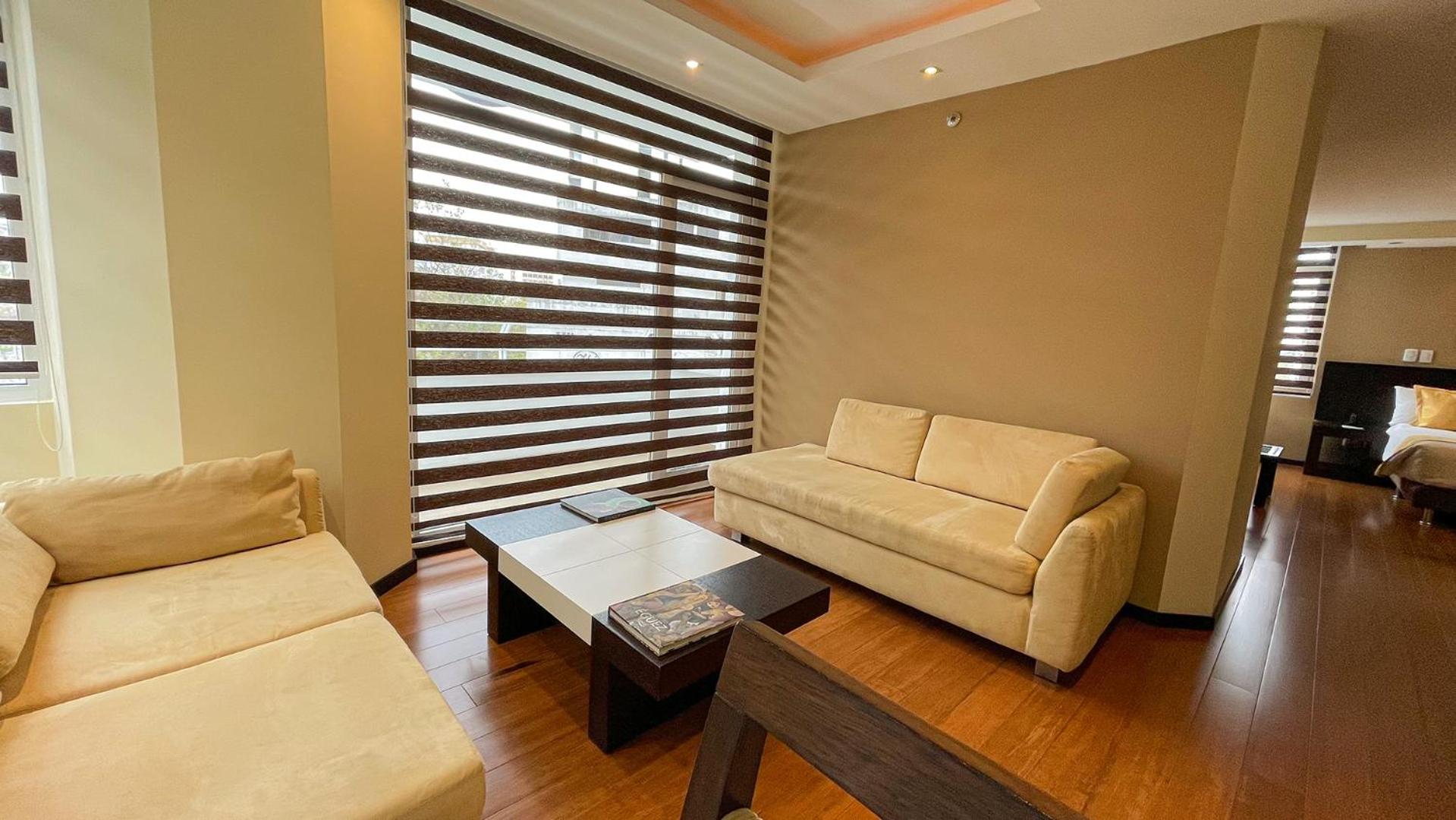 Deluxe King Suite - Photo 24