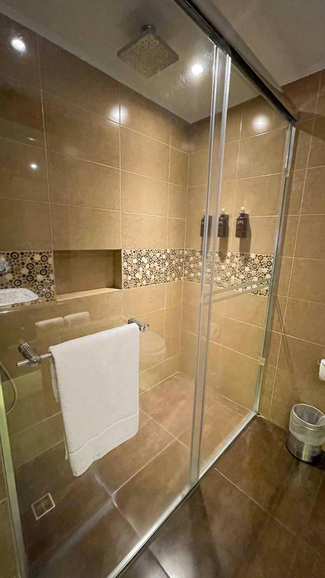 Superior Twin Room - Photo 11