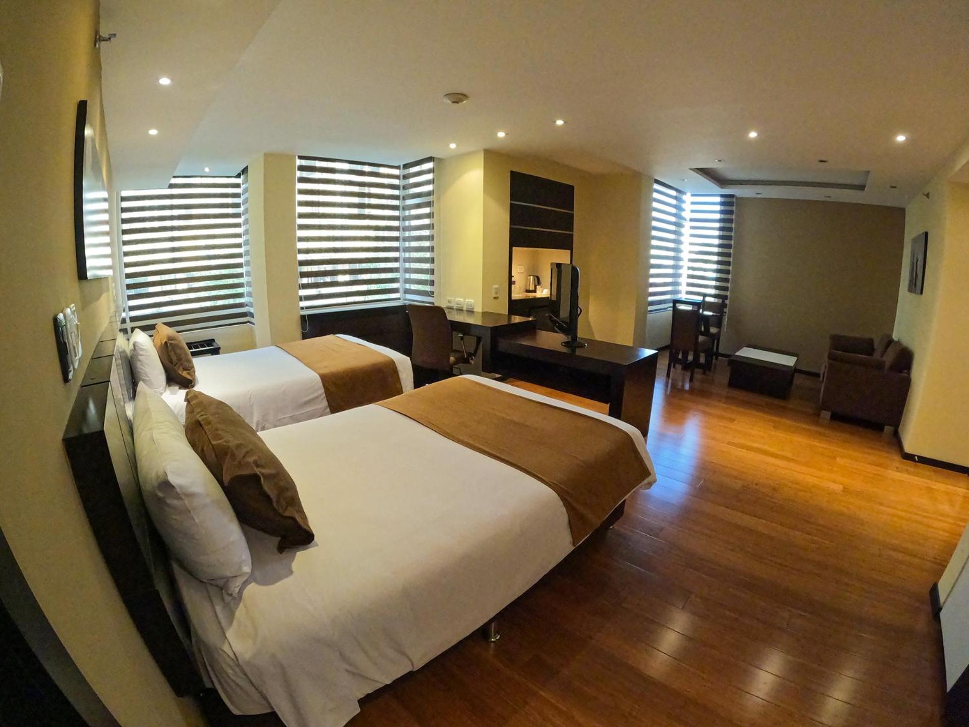 Deluxe Twin Room - Photo 6