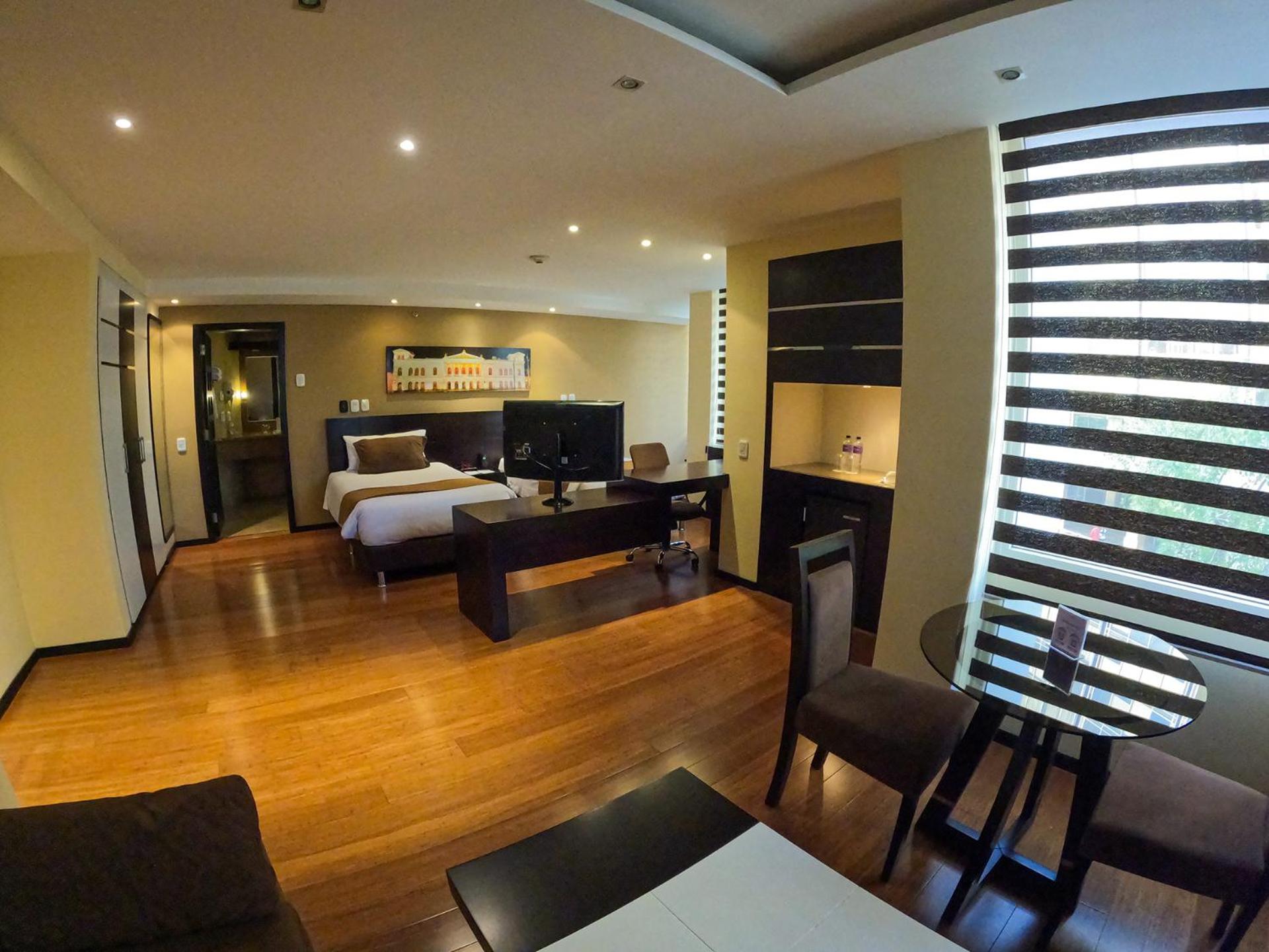 Deluxe Twin Room - Photo 17