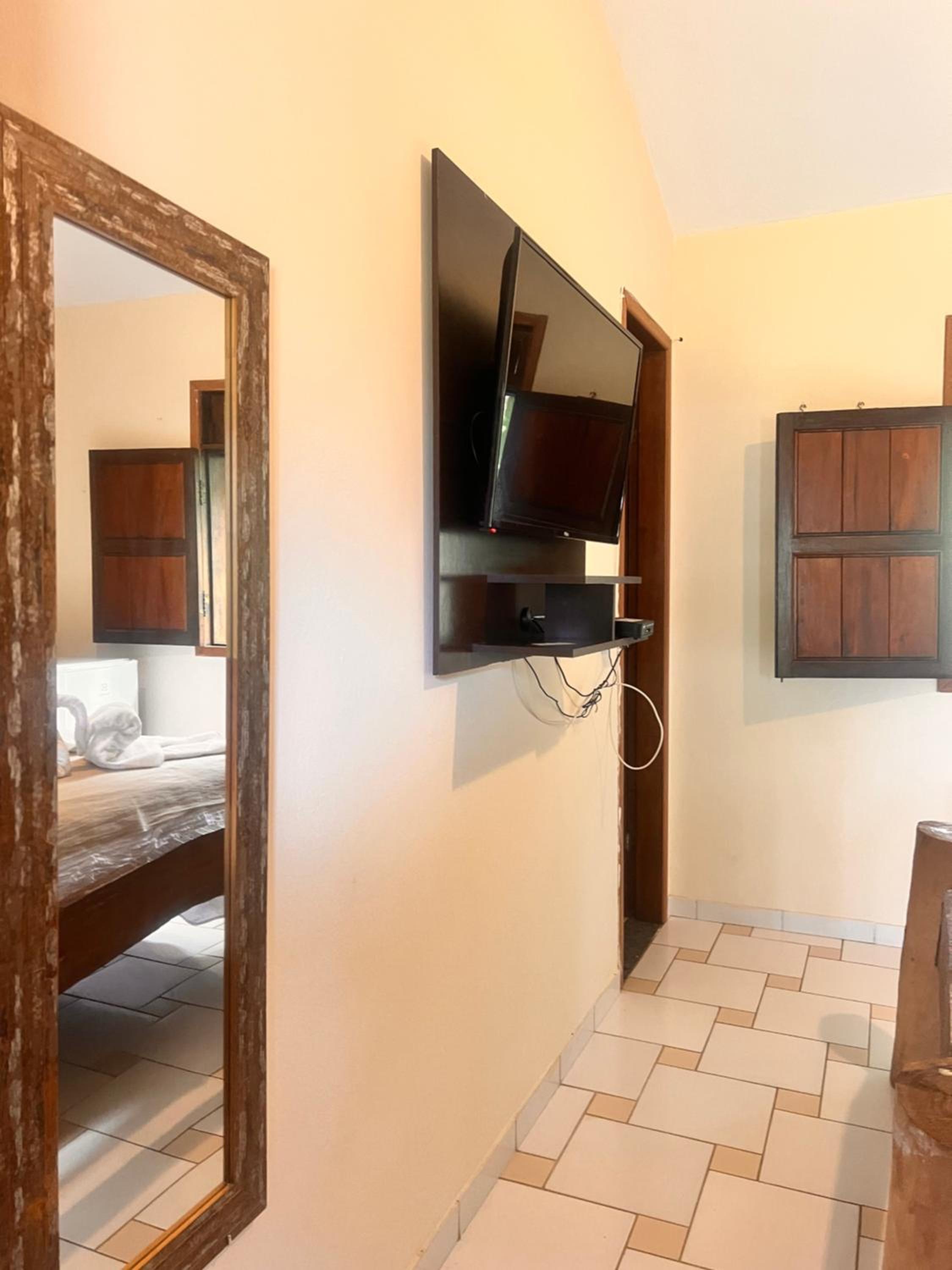 Family Room with Bathroom photo 1
