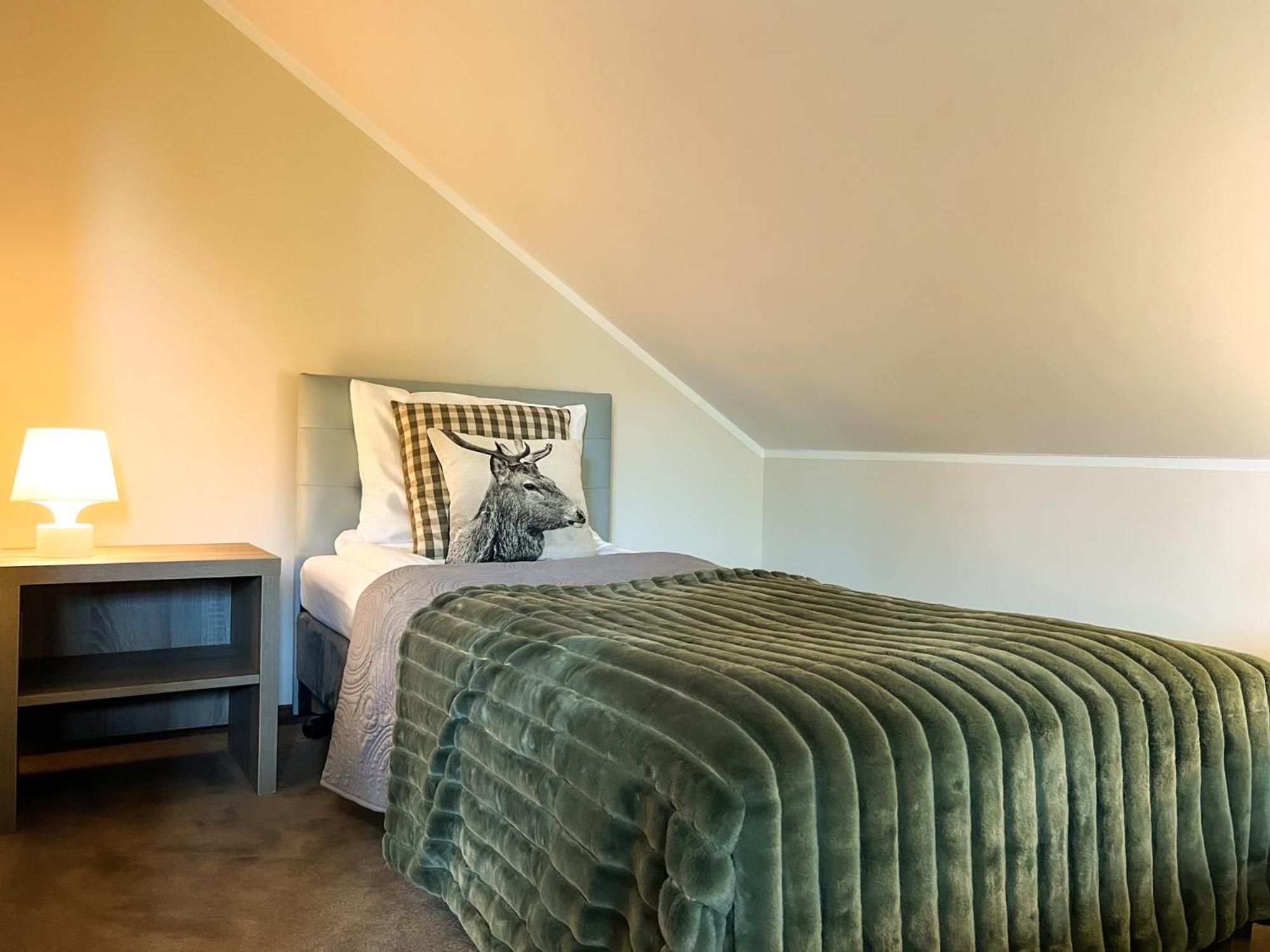 Quadruple Room with Mountain View photo 3
