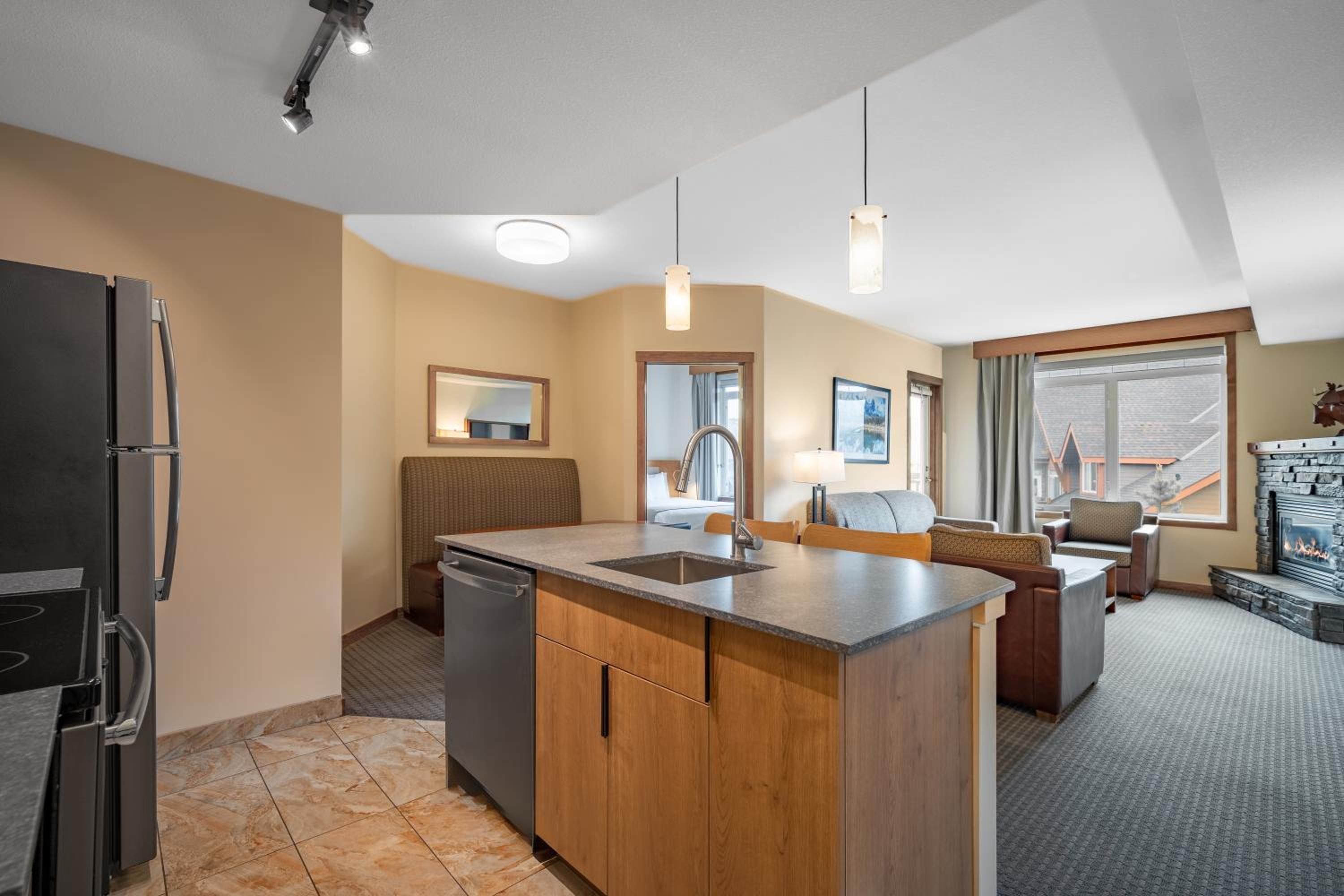 Two-Bedroom Suite - Photo 11