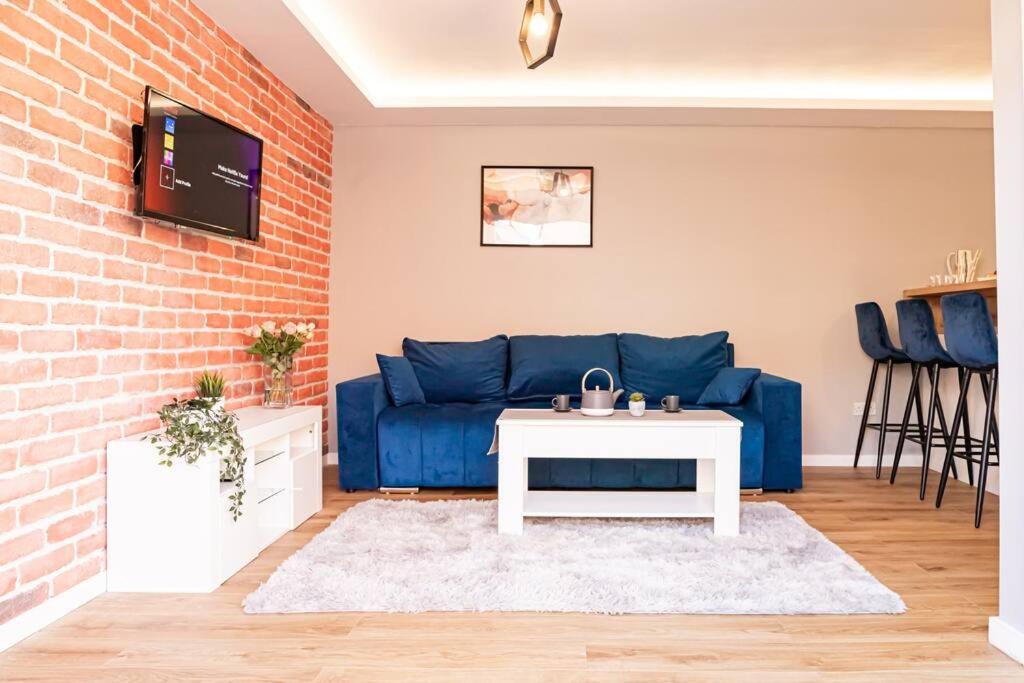 Two-Bedroom House photo 3