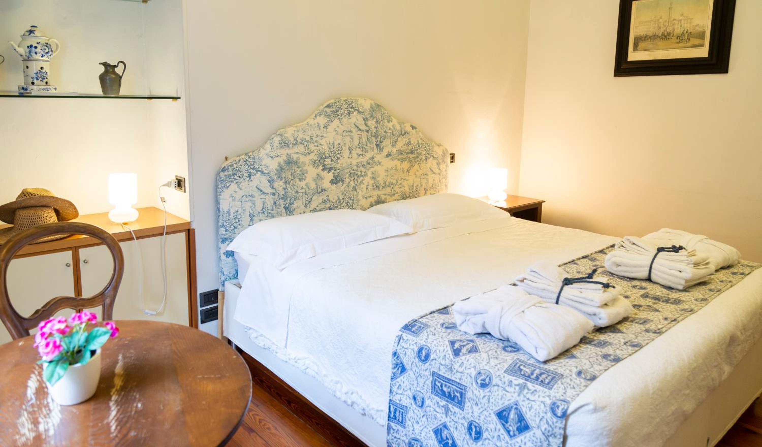 Double or Twin Room with Spa Bath photo 3
