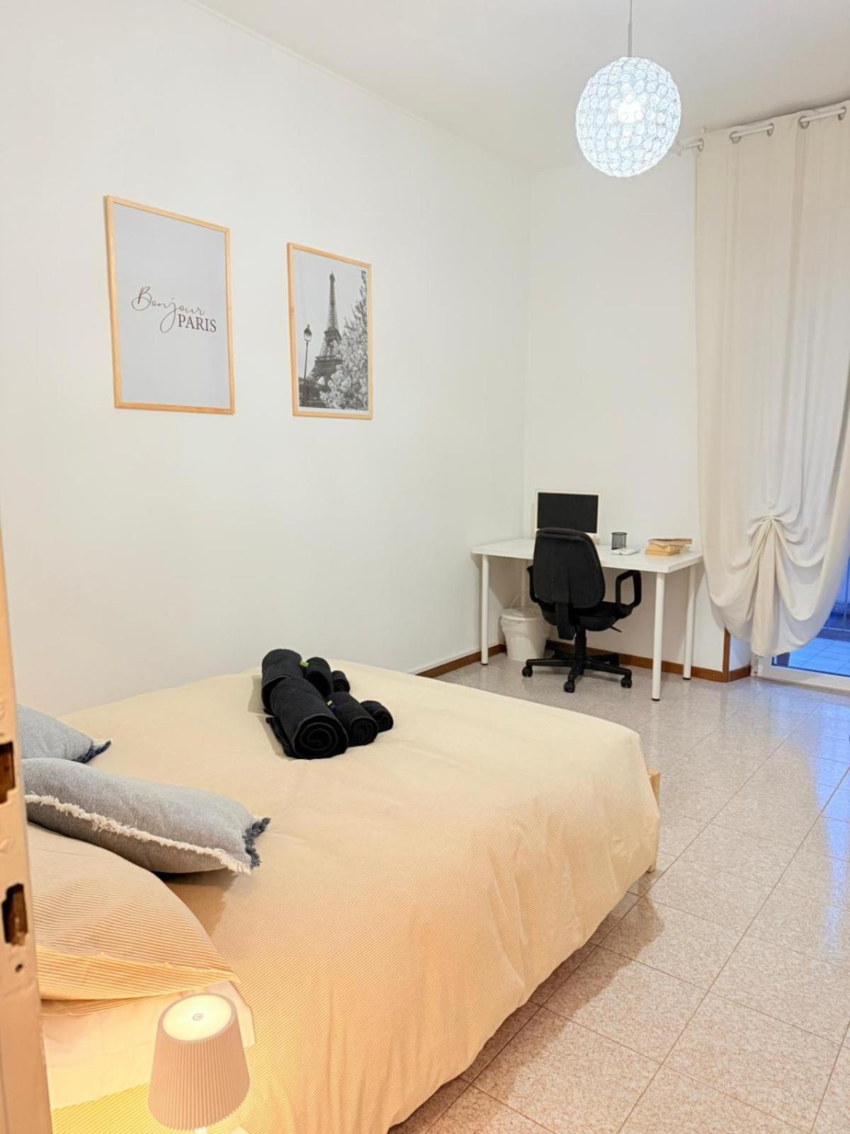 One-Bedroom Apartment photo 3