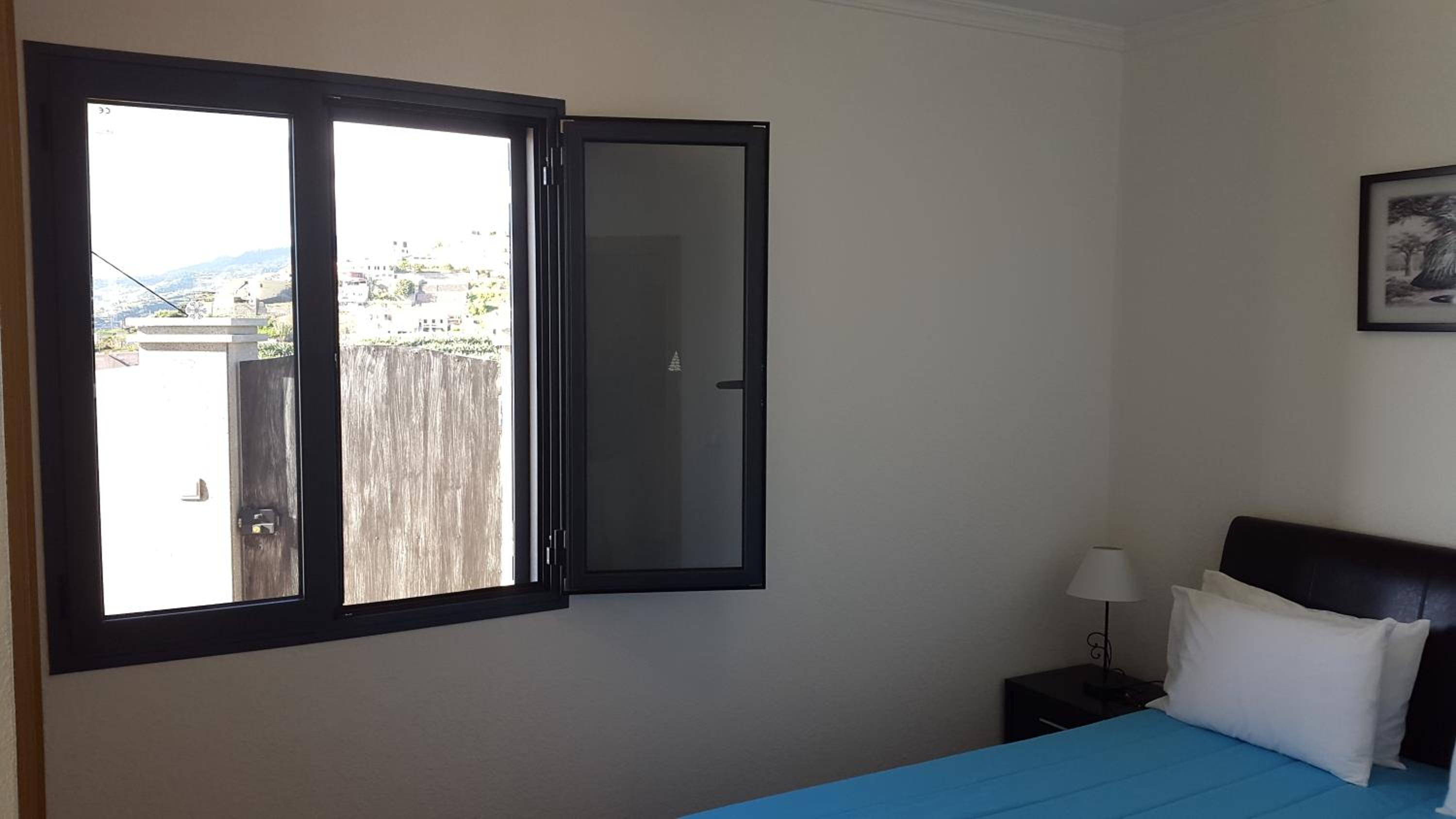 Apartment with Pool View