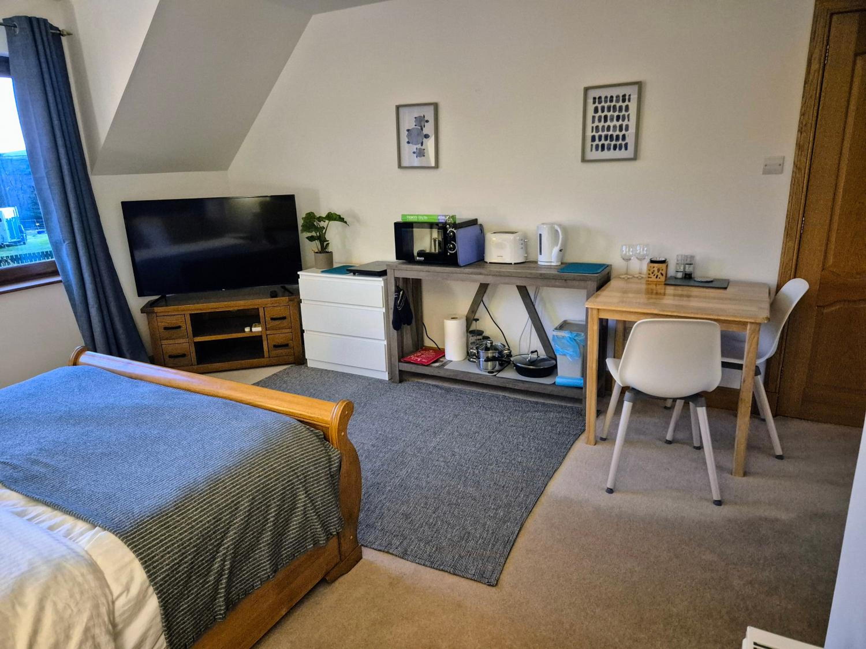 Double Room with Private Bathroom photo 2