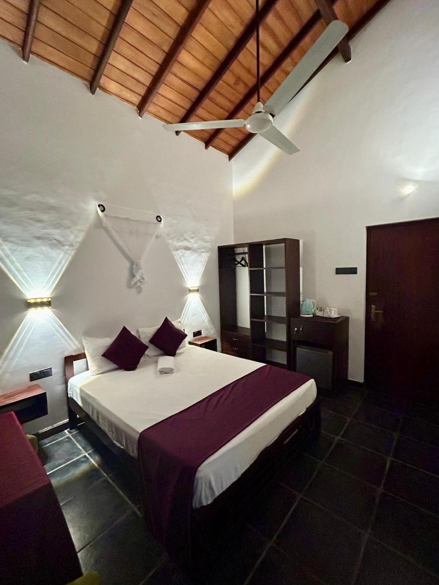 Deluxe Double Room photo 3