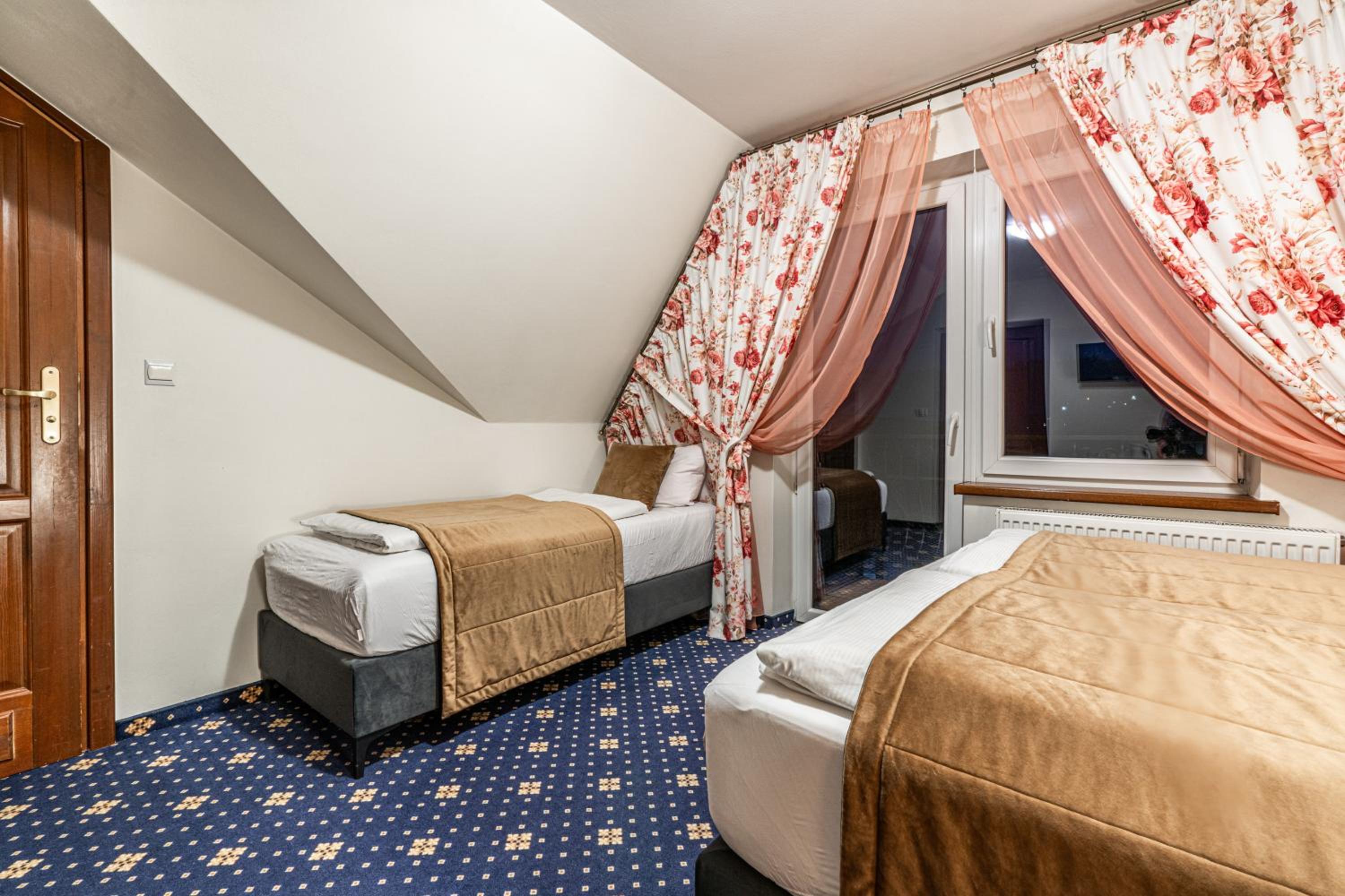 Triple Room photo 2