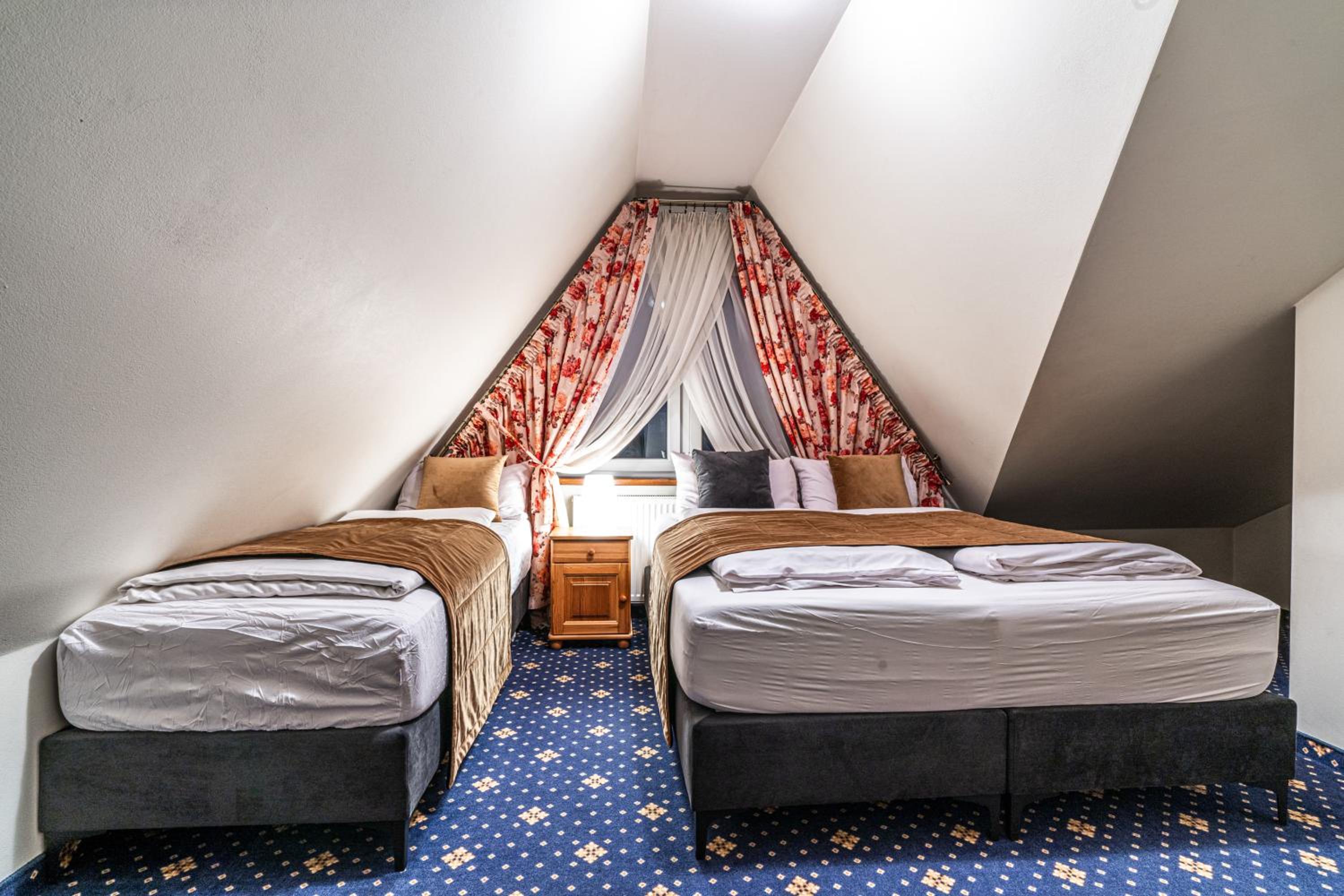 Triple Room photo 2