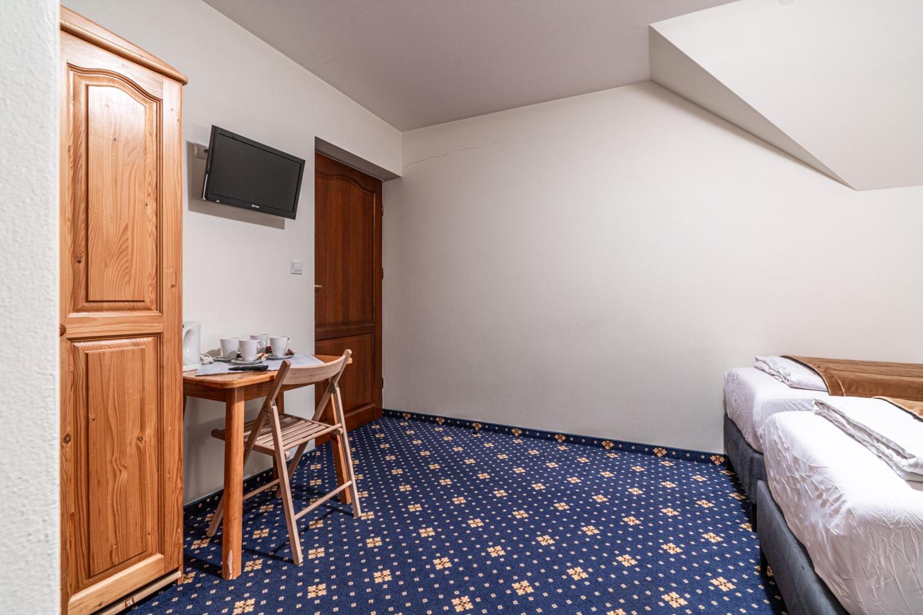 Quadruple Room photo 2