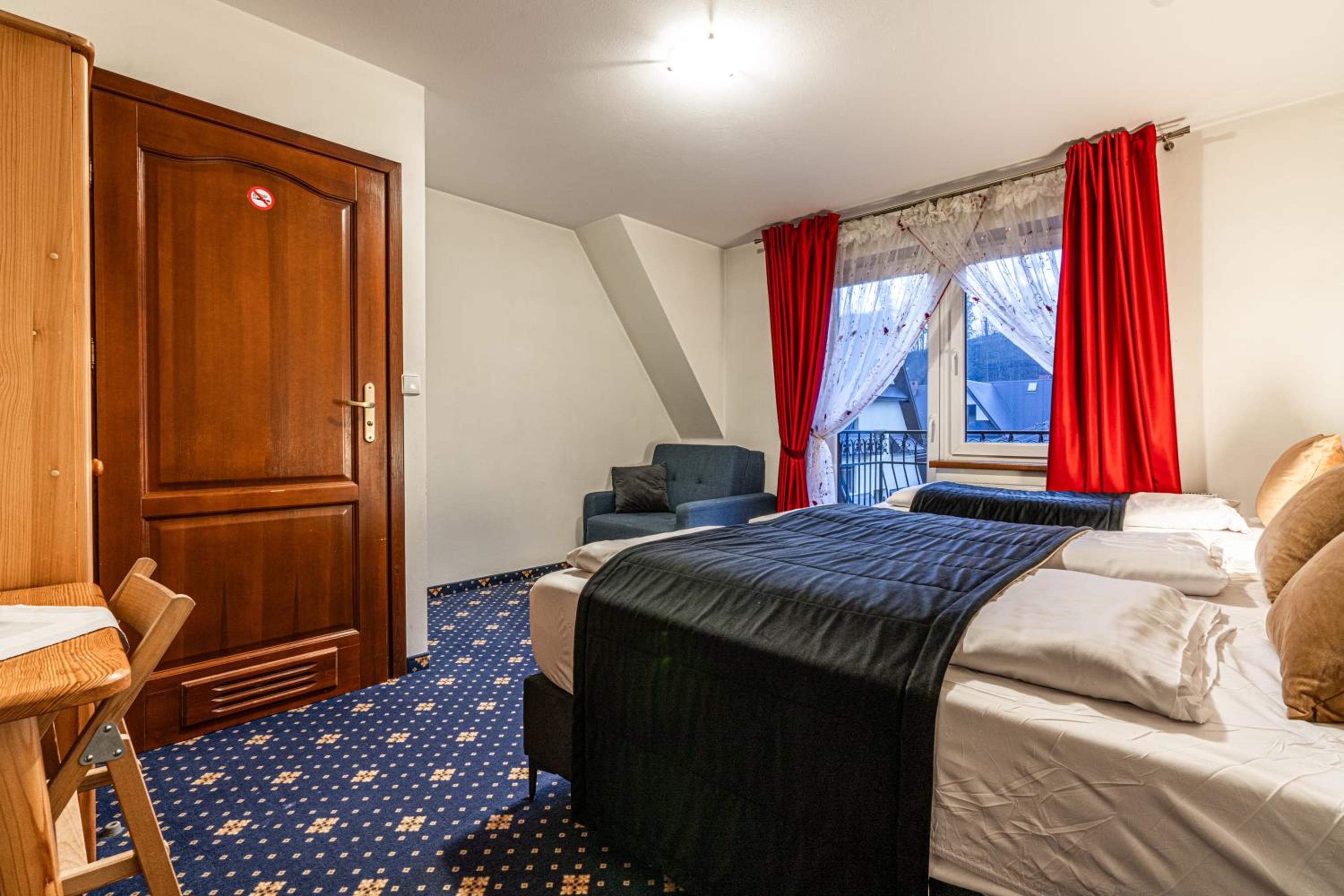 Quadruple Room photo 2
