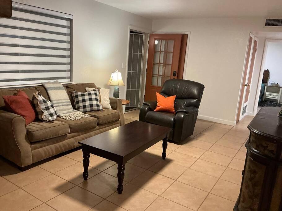 Two-Bedroom House photo 3