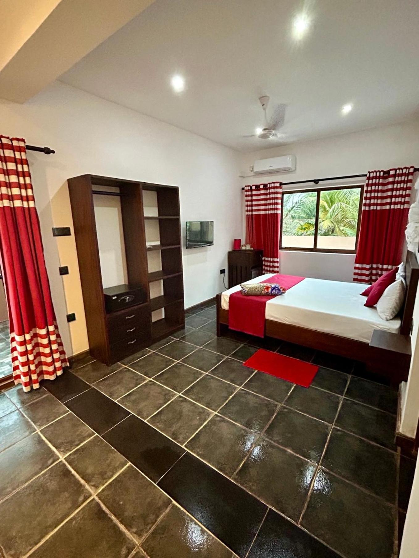 Superior Double or Twin Room with Terrace photo 2
