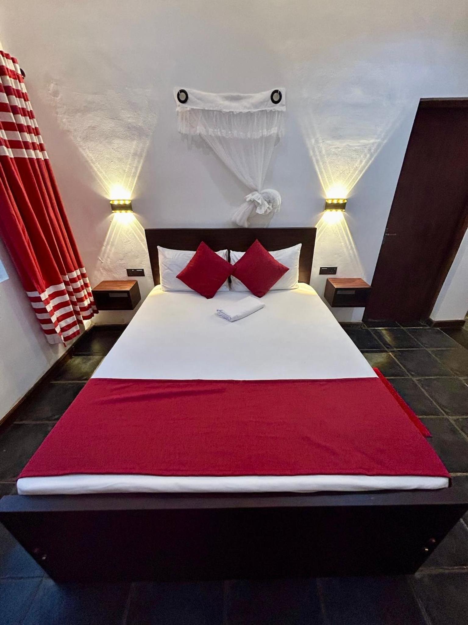 Superior Double or Twin Room with Terrace photo 3