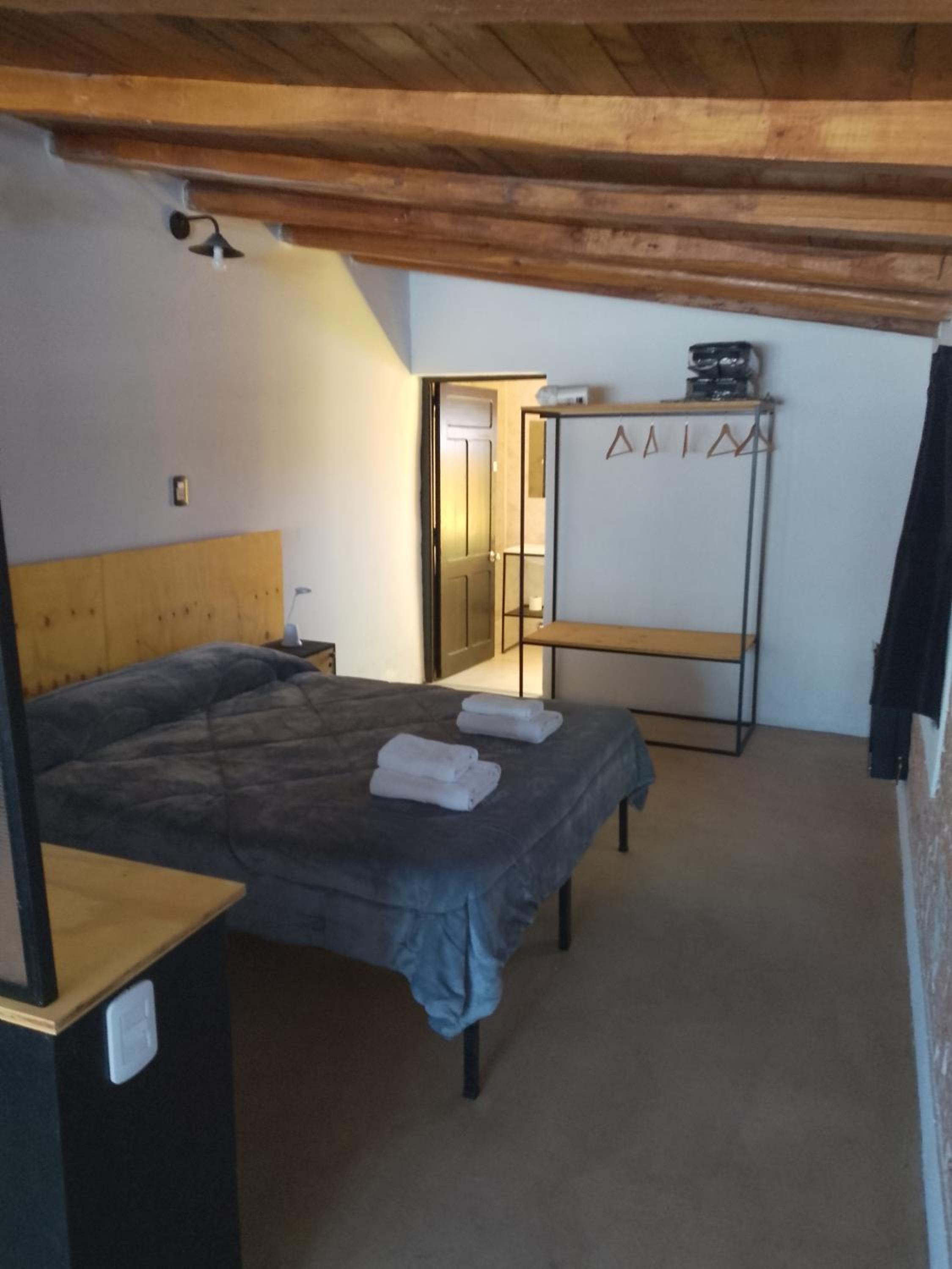 Double Room with Private Bathroom photo 1