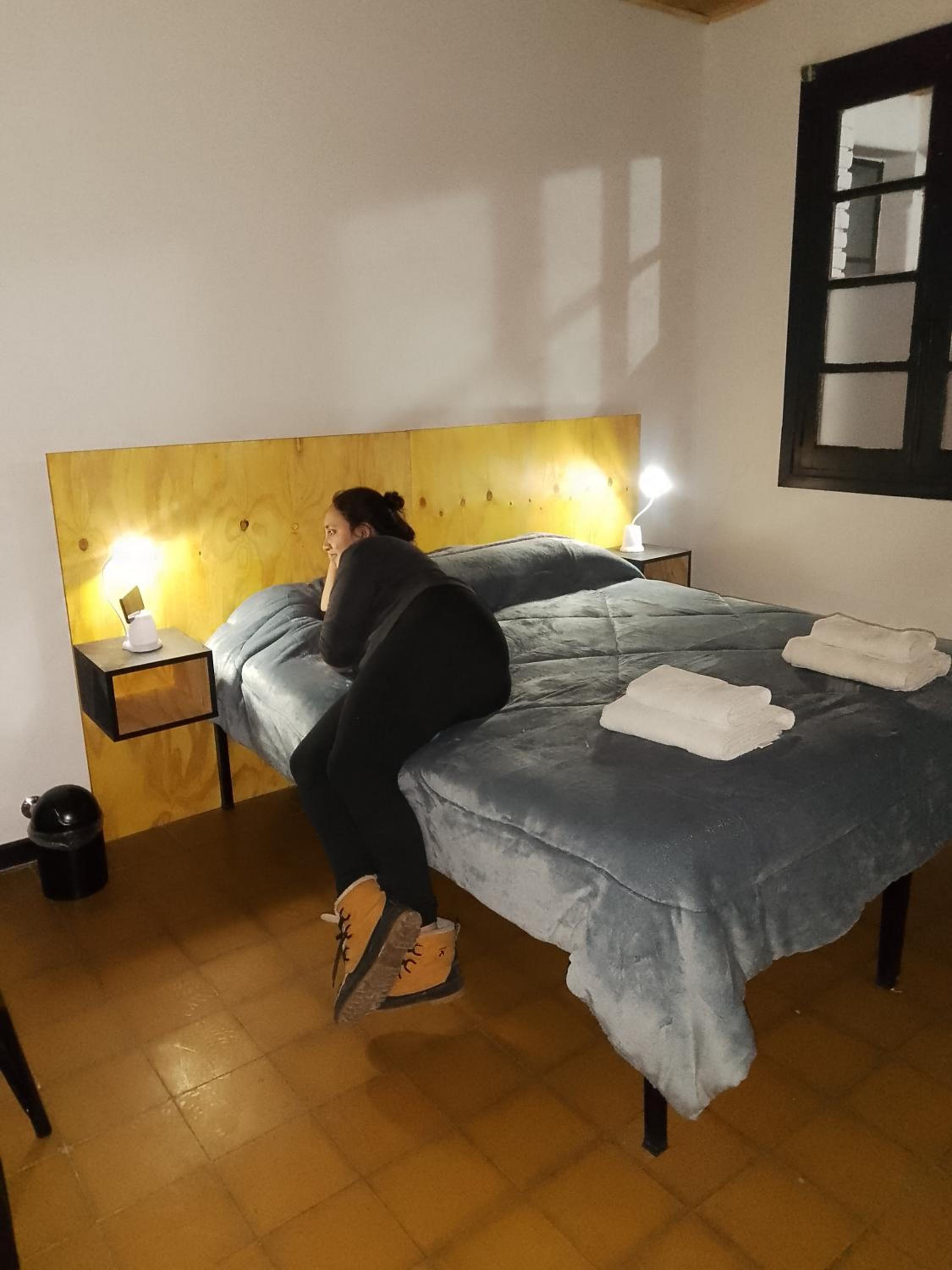 Double Room with Shared Bathroom photo 3