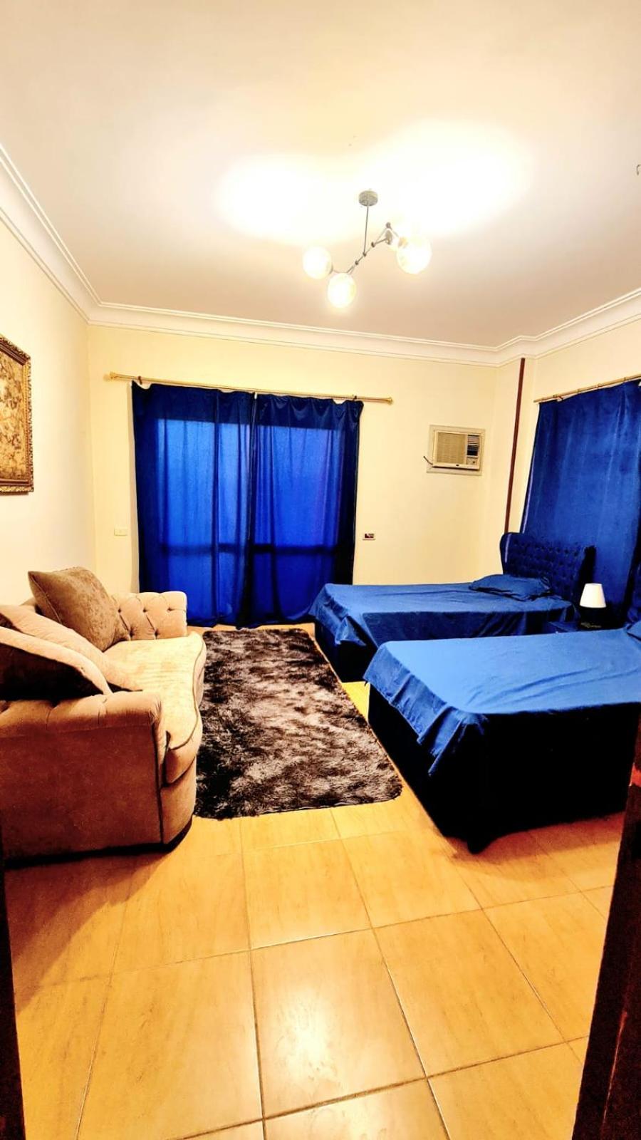 Three-Bedroom Apartment photo 2