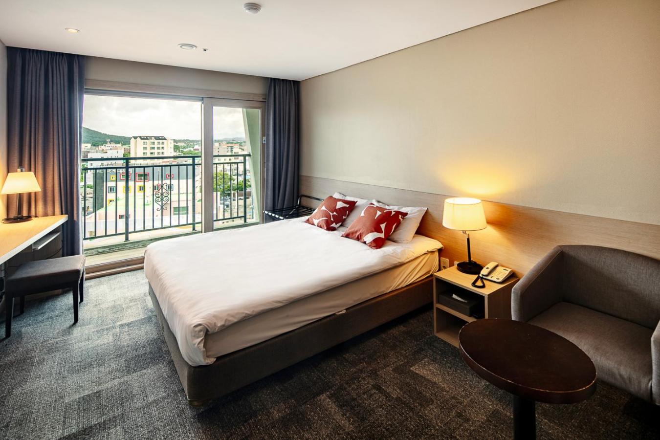 Standard Double Room - Photo 1