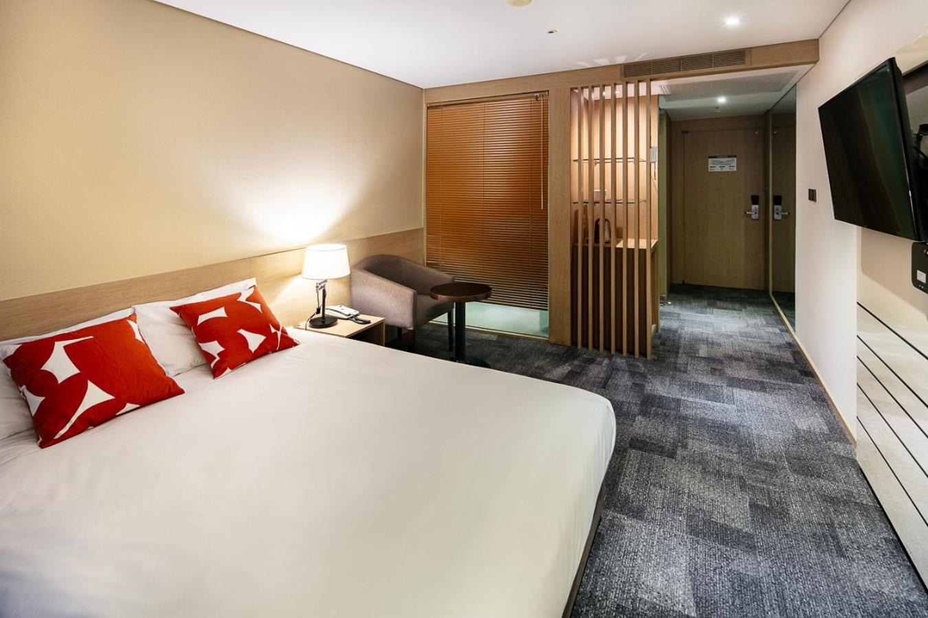 Standard Double Room - Photo 3
