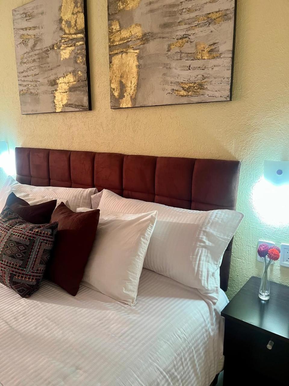 Deluxe Suite photo 3