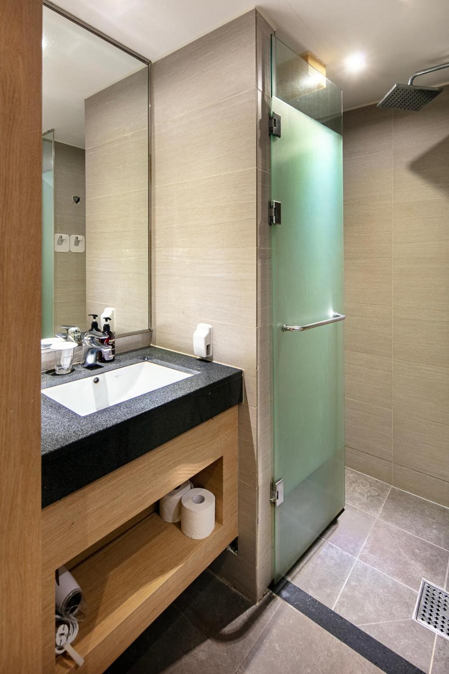 Korean-Style Ondol Room - Photo 6