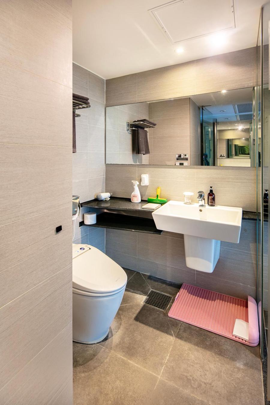 Pet Friendly Double Room - Photo 2