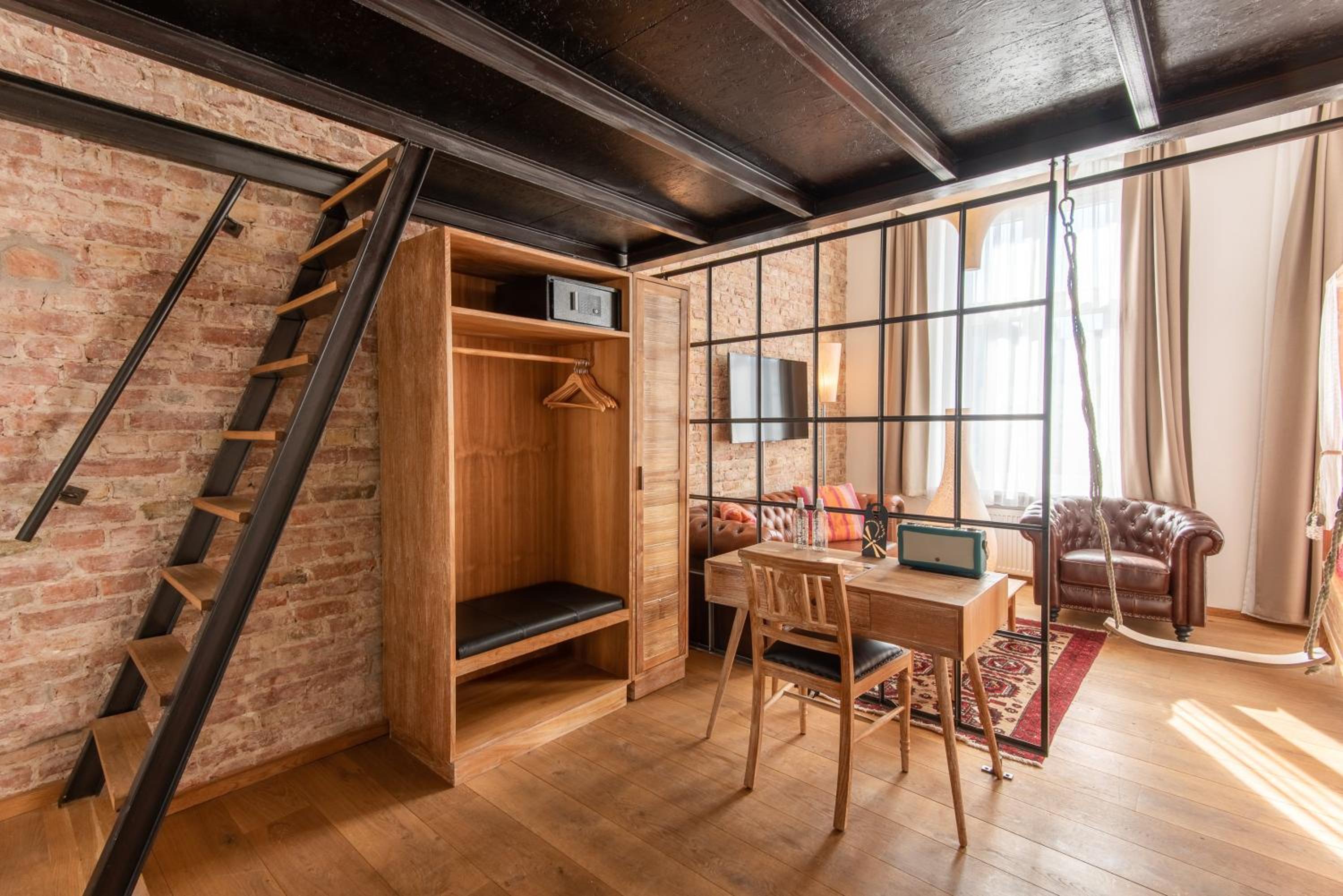 Lulus Suite photo 2