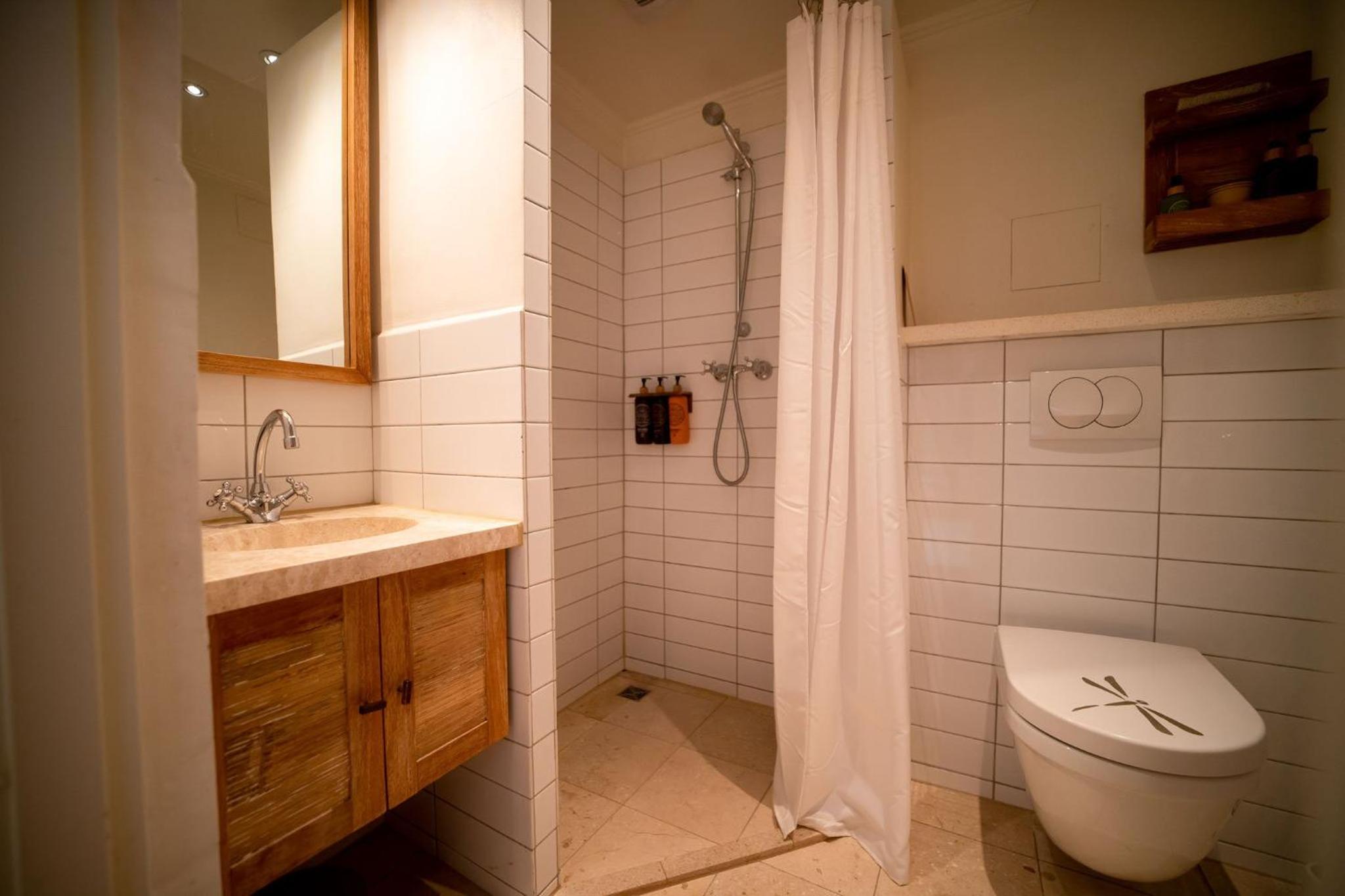 Double Room - Photo 4