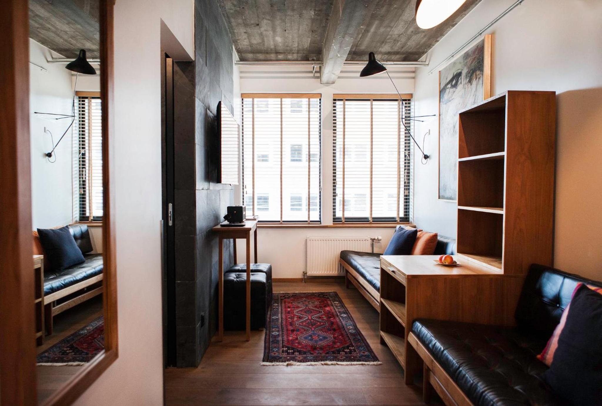 Deluxe Single Room
