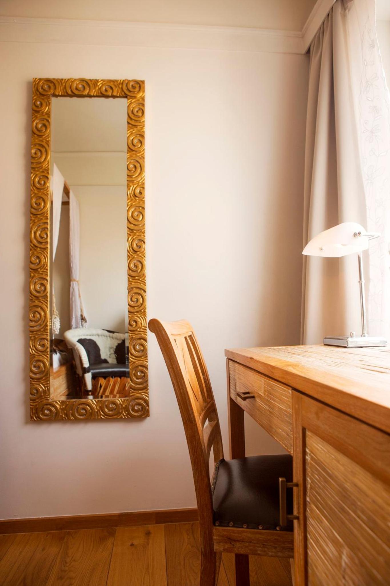 Double Room - Photo 5