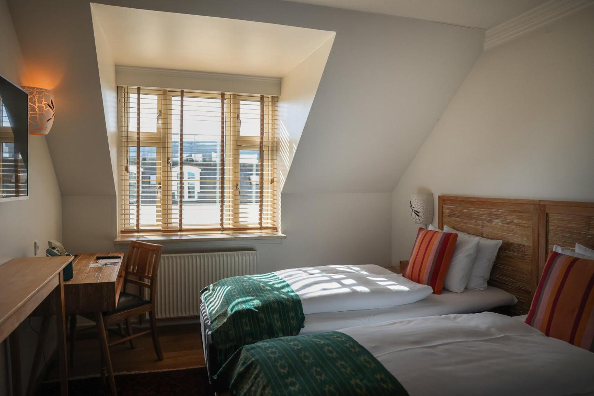 Small Twin Room photo 1