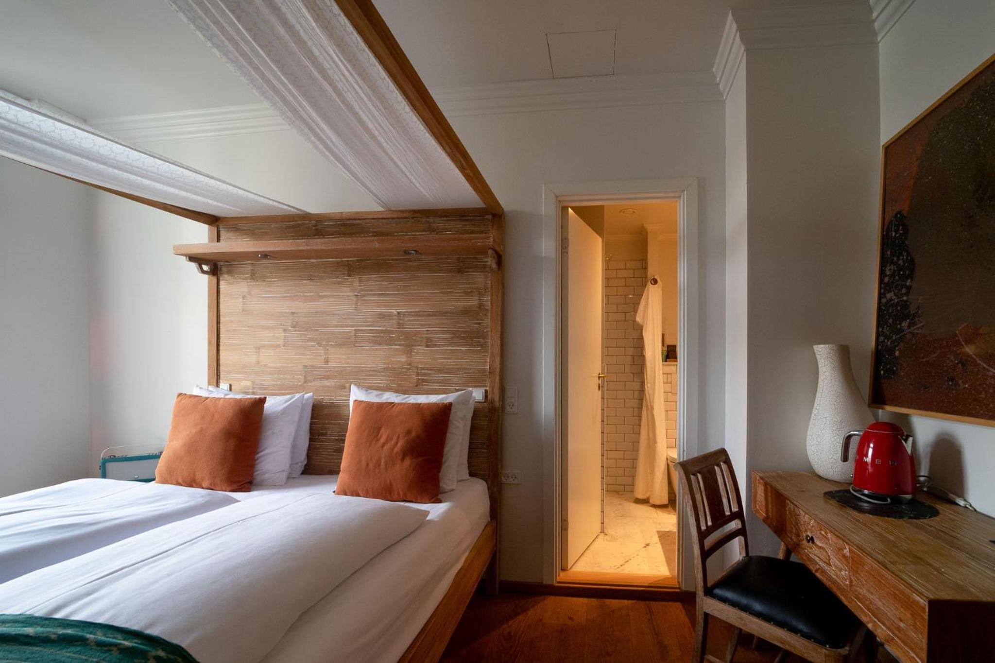 Small Double Room - Photo 2