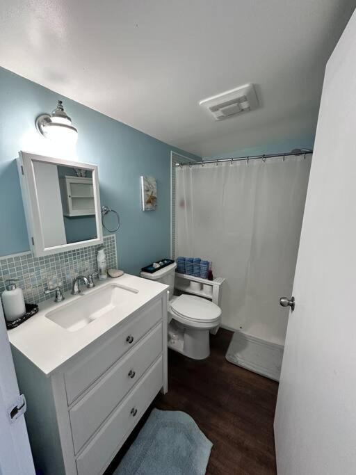 Four-Bedroom House photo 2