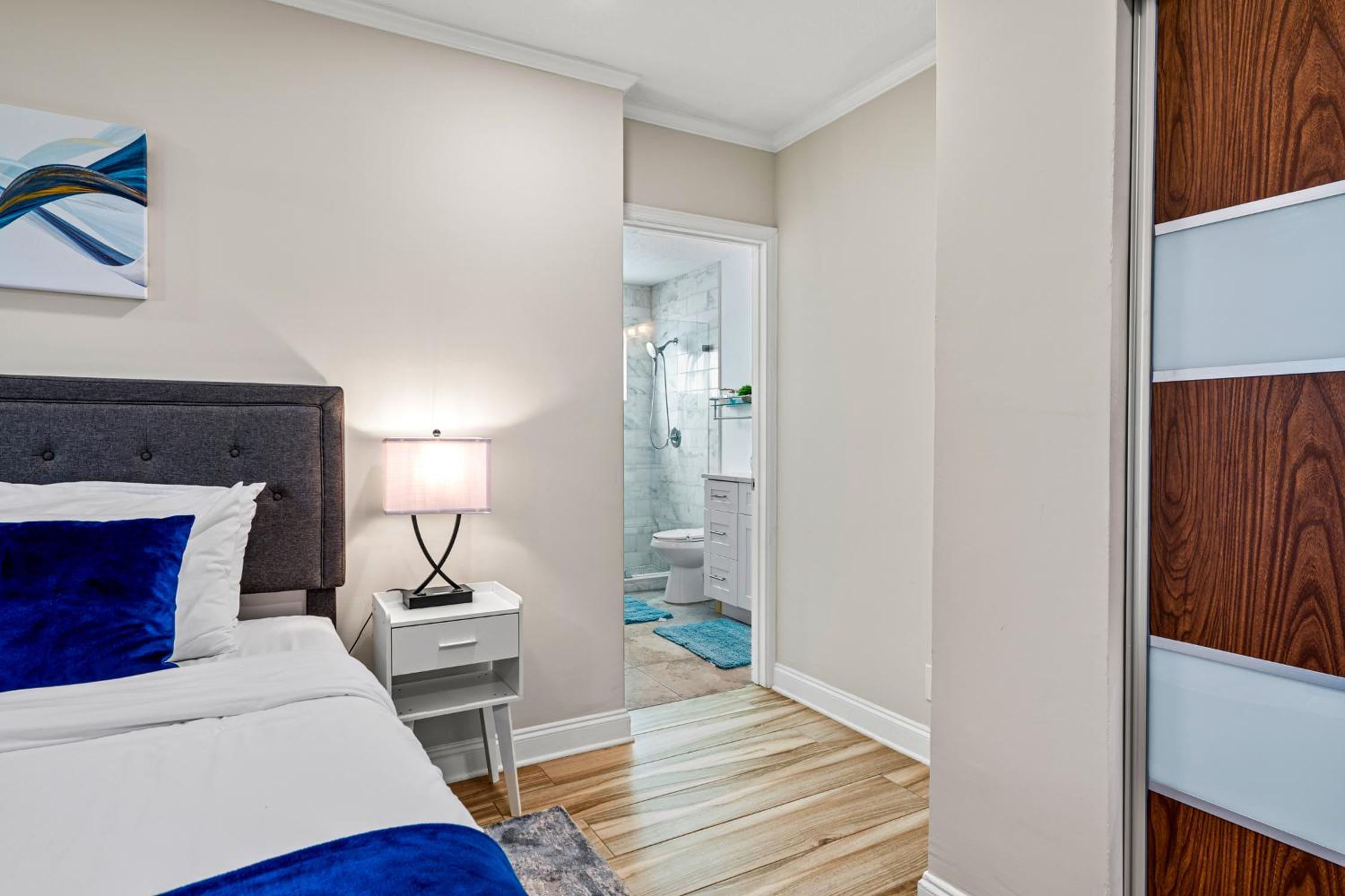 Three-Bedroom House photo 1