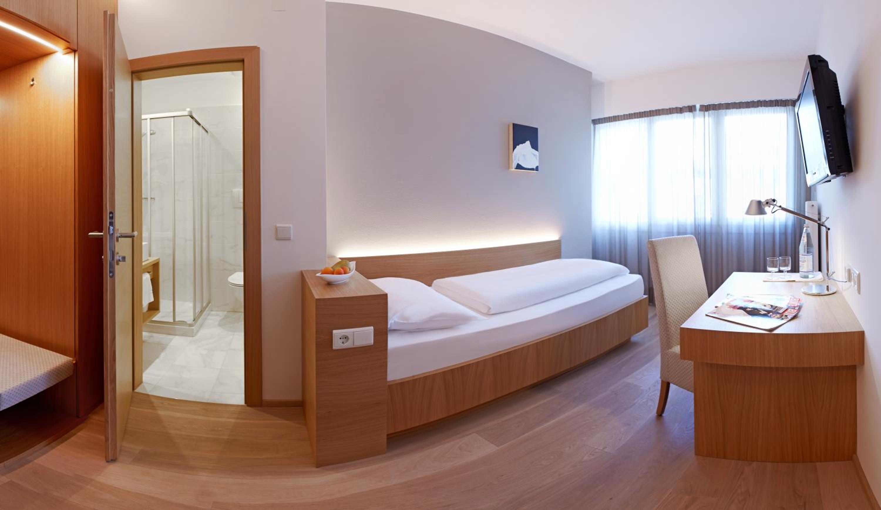 Single Room photo 3