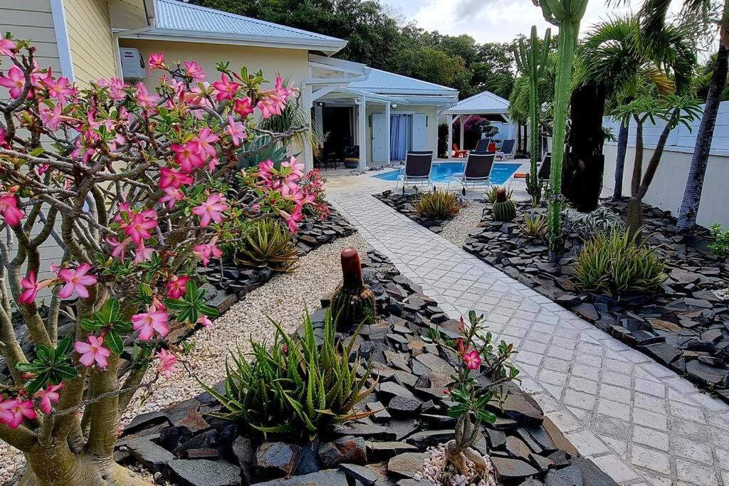 Villa photo 2