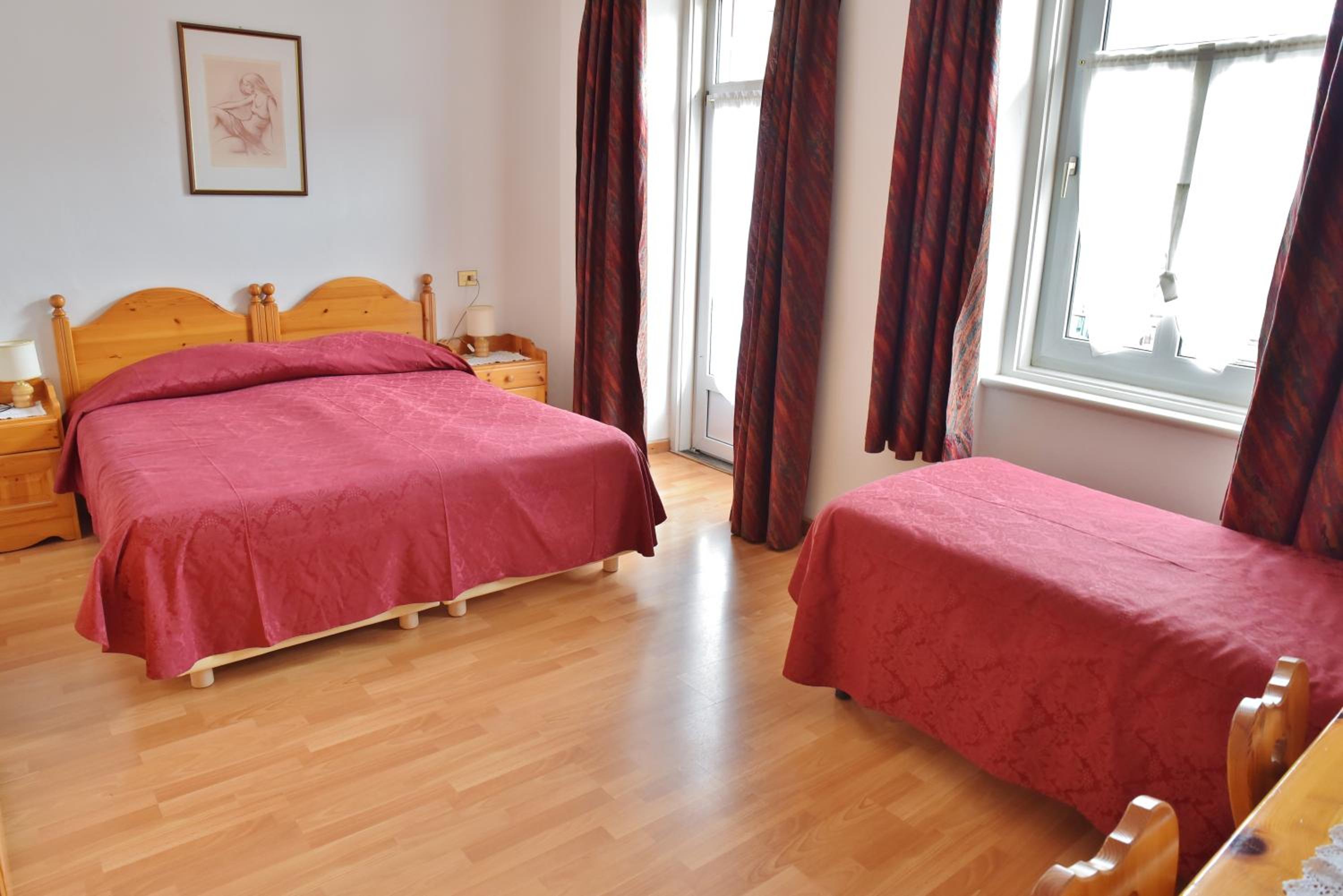 Triple Room photo 3