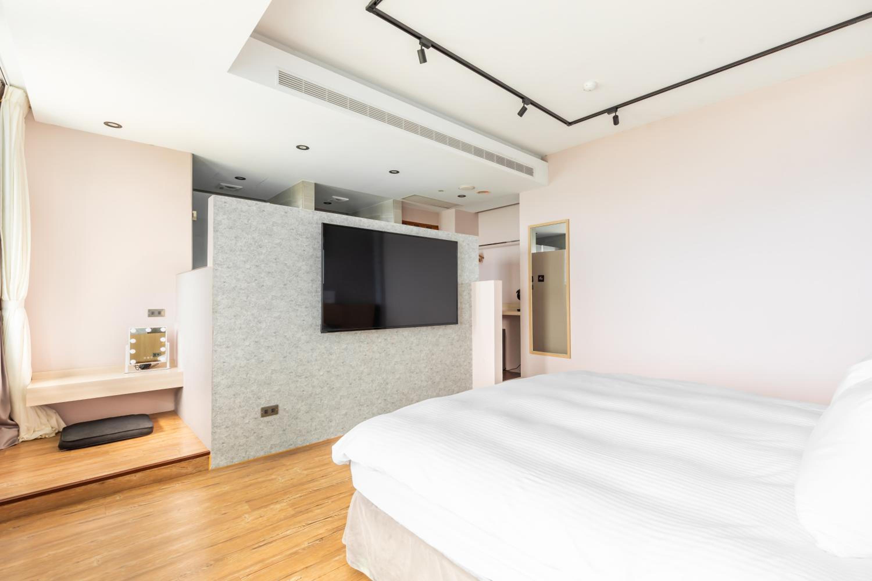 Double Room with Sea View - Photo 8