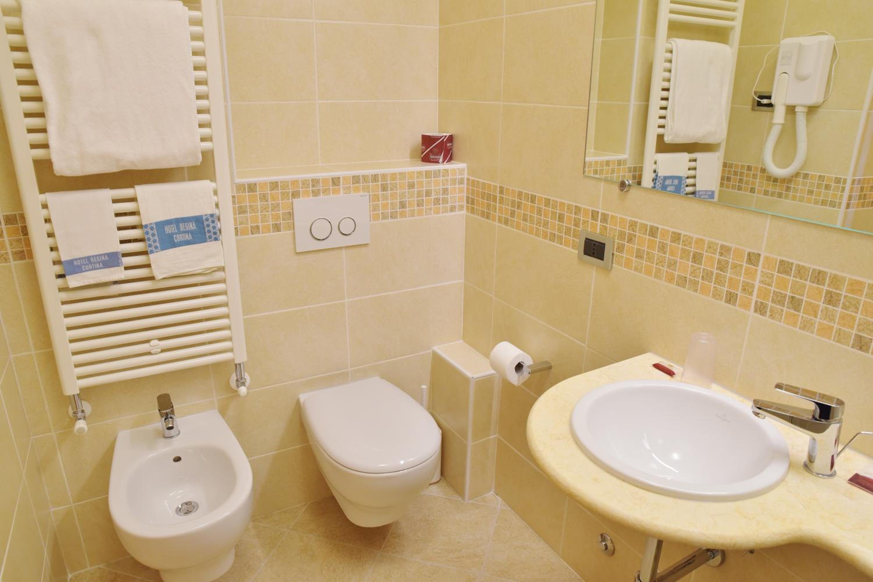 Standard Double Room - Photo 5