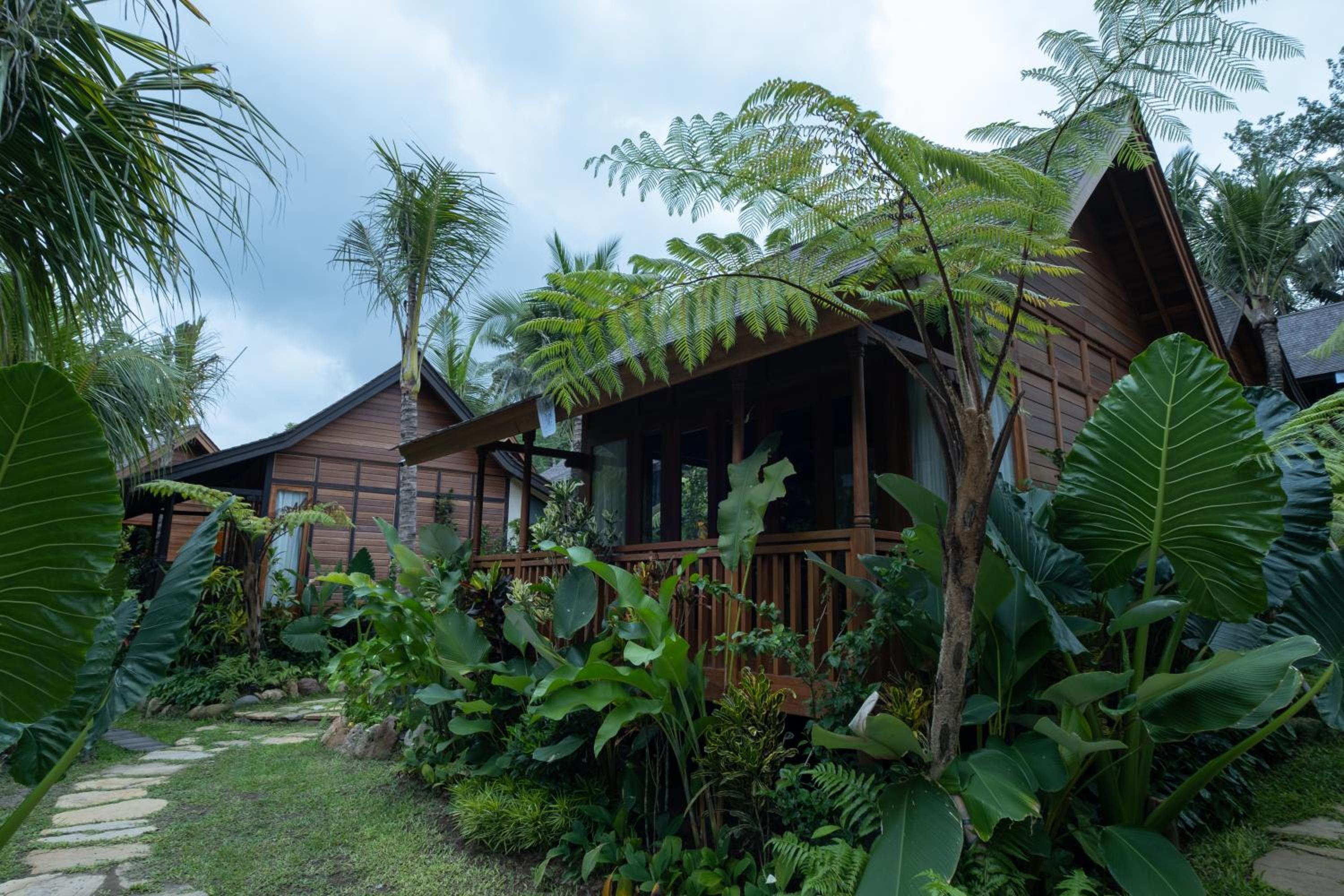 Suite - Wooden House with Bathtub and Free Shuttle to Ubud Central  - Photo 7
