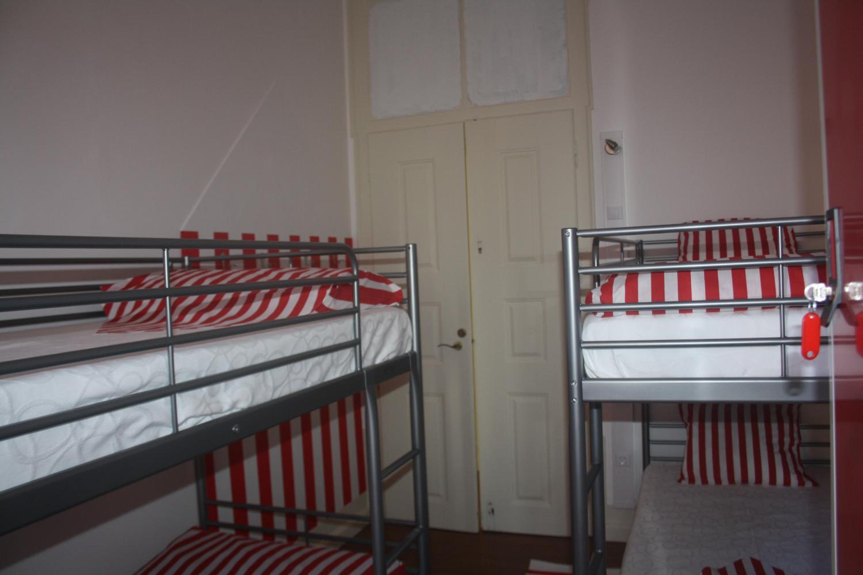4-Bed Mixed Dormitory Room photo 1