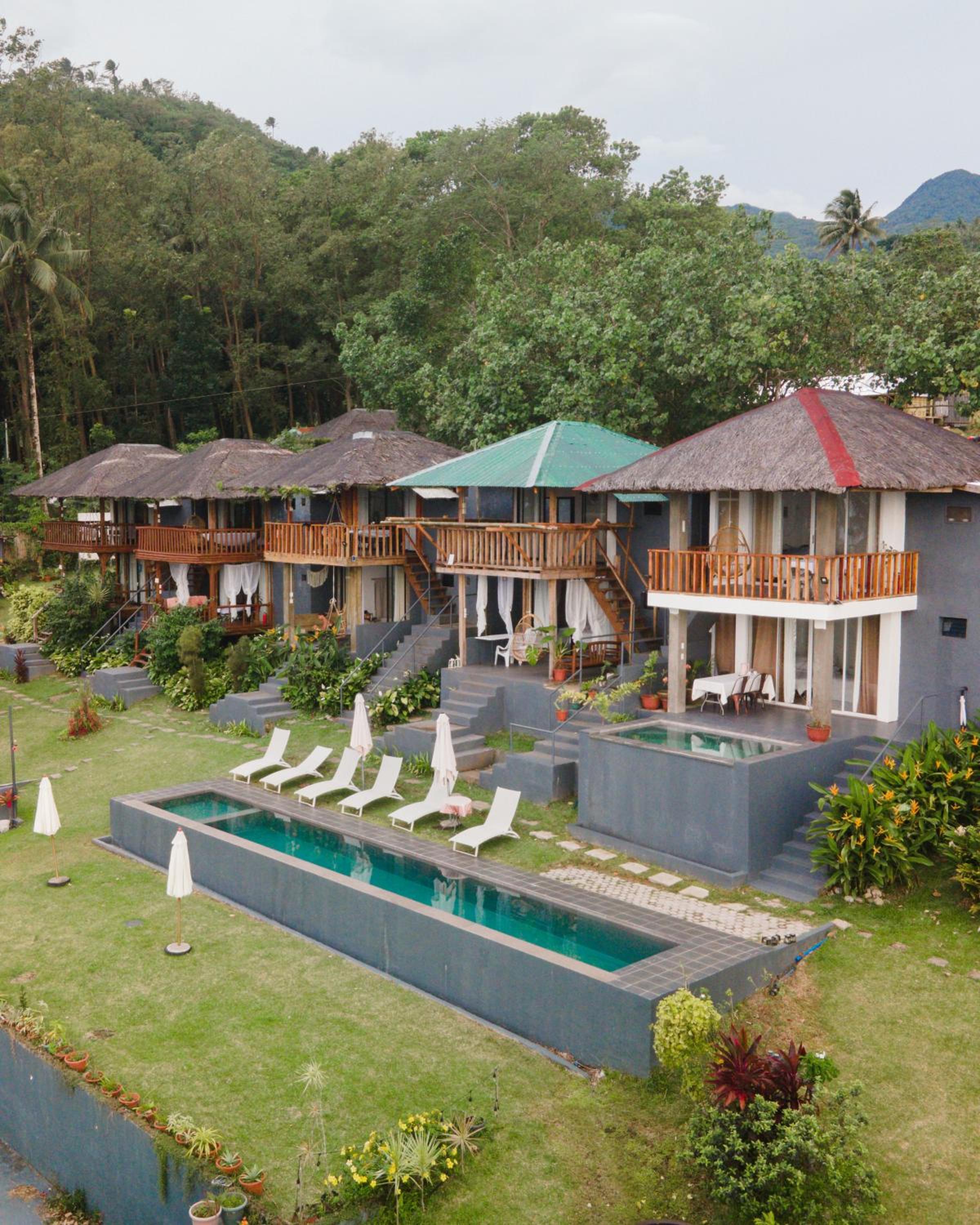 Villa with Private Pool - Photo 3