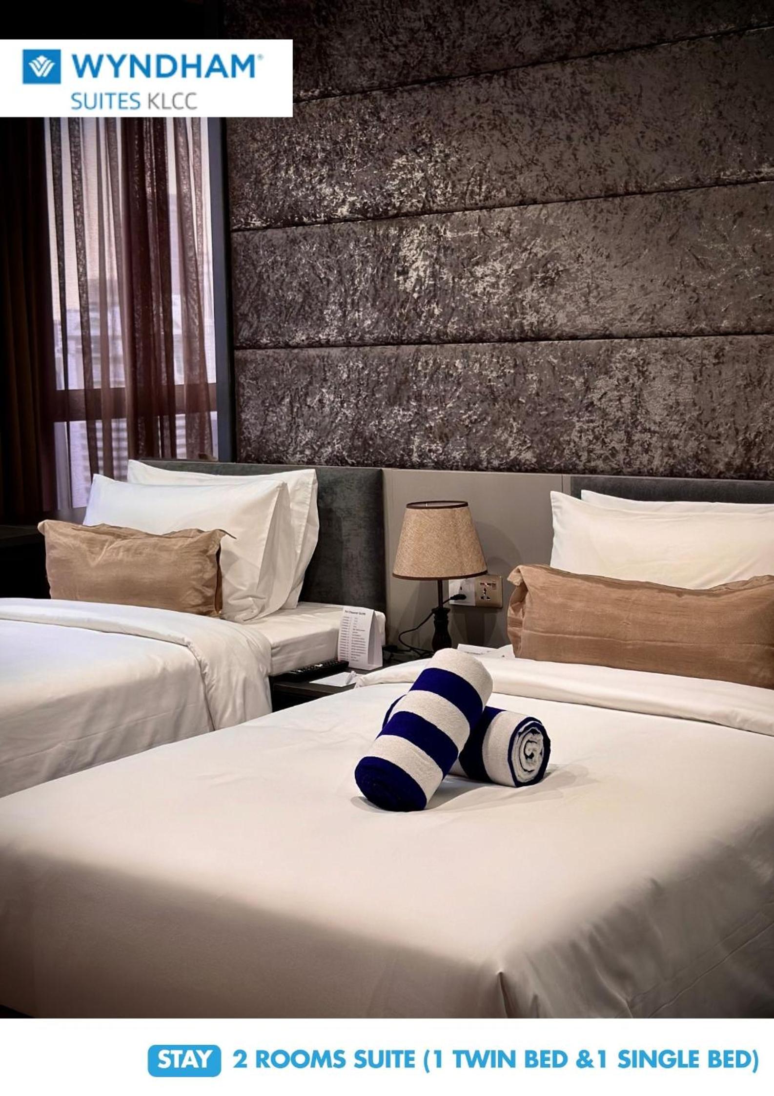 Wyndham Executive Suite with Twin Beds Wyndham Executive Suite with Twin Beds