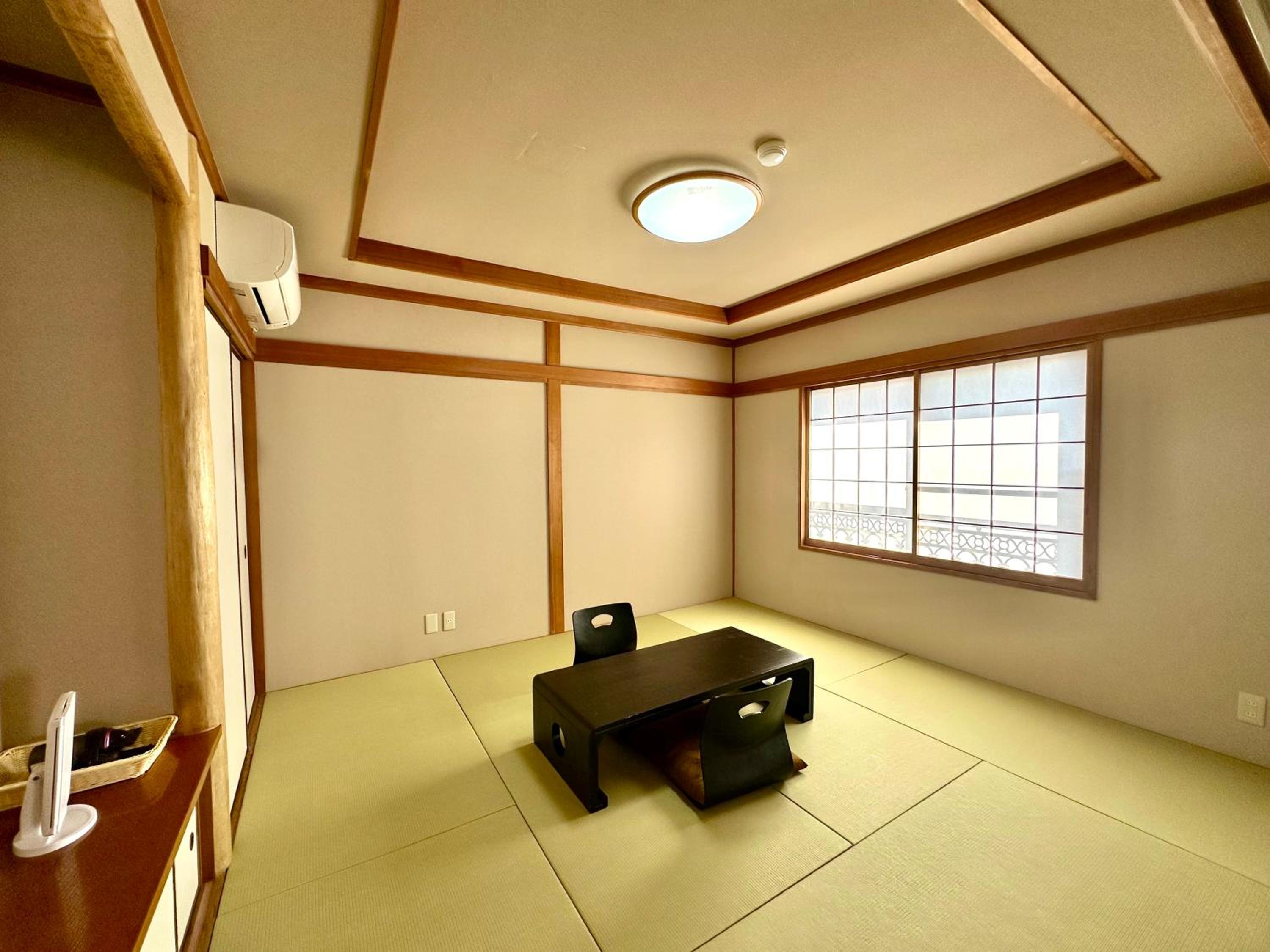 Corner Suite photo 3