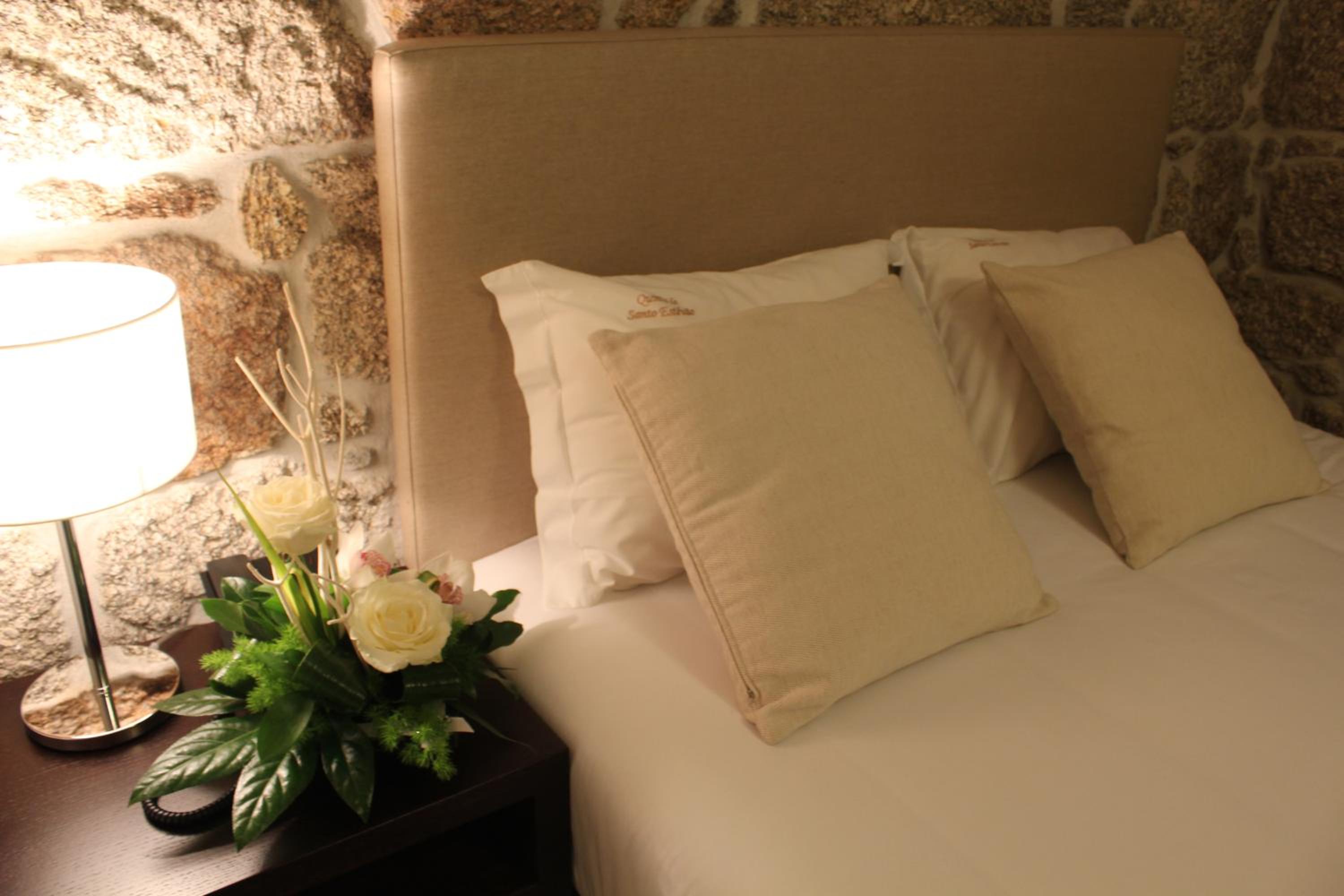 Double or Twin Room - Photo 4