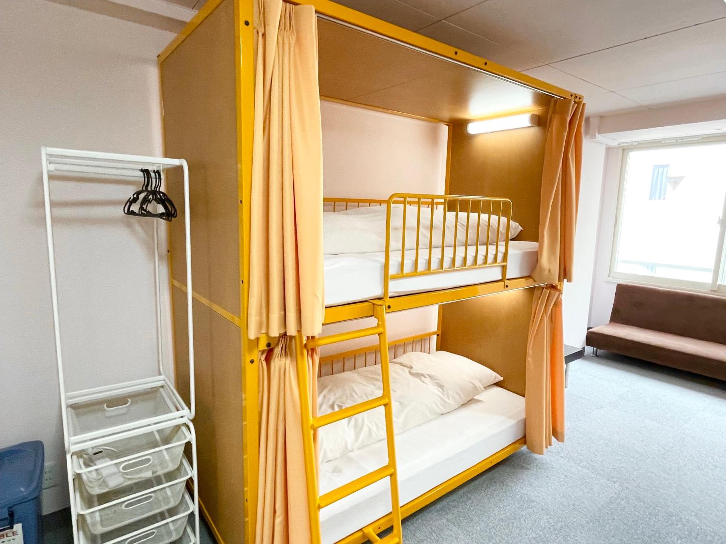 Apartment Room with Kitchen (3 Bunk-Beds) photo 3
