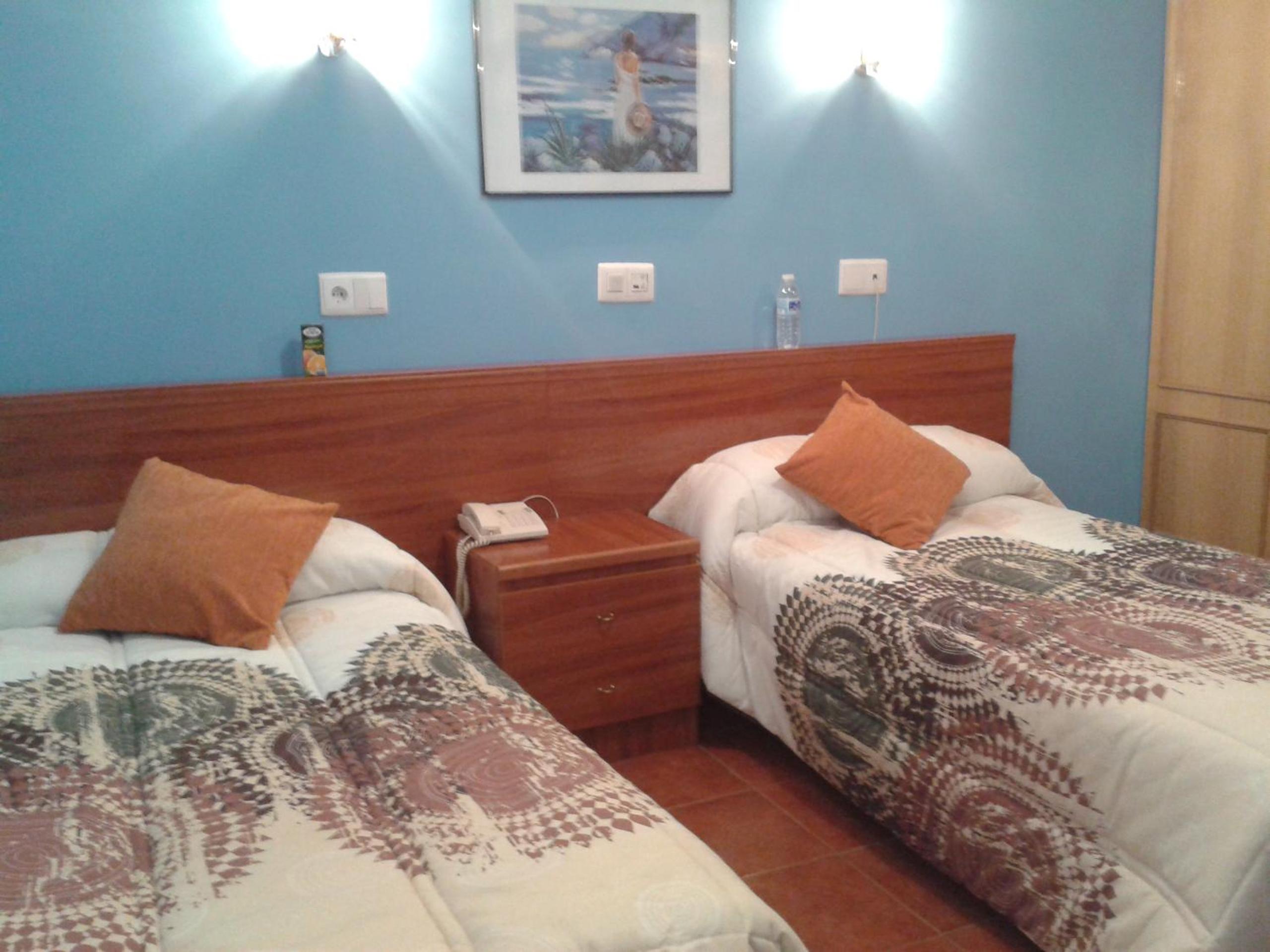 Double Room - Photo 11